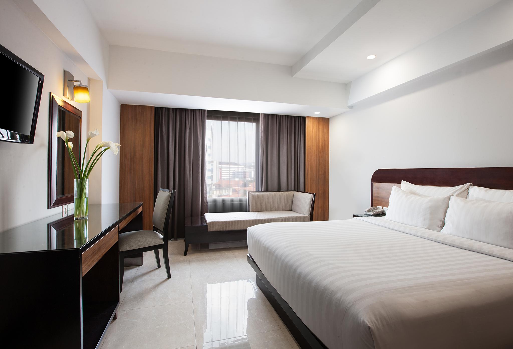 Deluxe Room King - Hotel Santika Premiere Semarang , HD Wallpaper & Backgrounds
