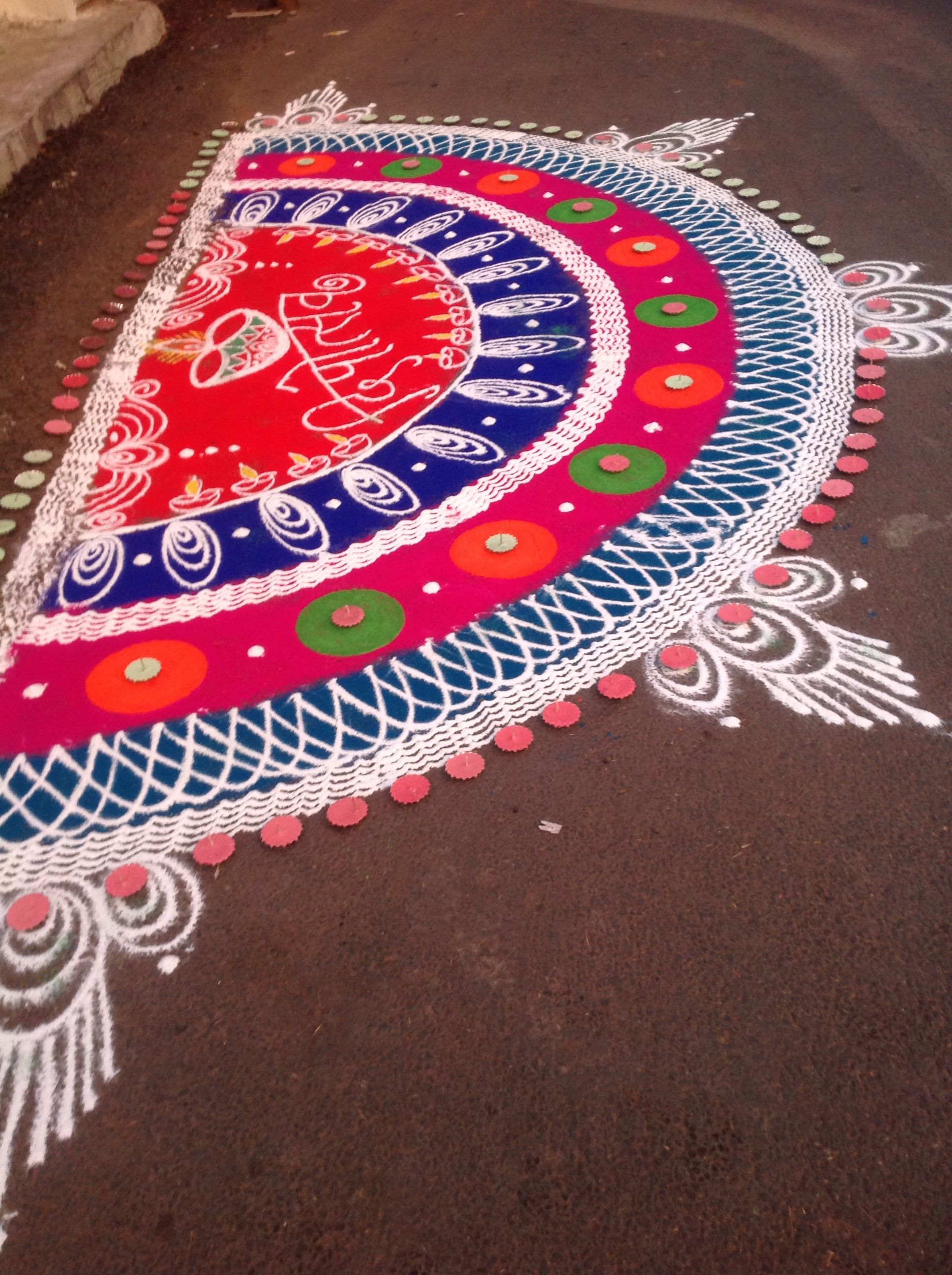 Sanskar Bharti Rangoli - Half Circle Sanskar Bharti Rangoli Designs , HD Wallpaper & Backgrounds