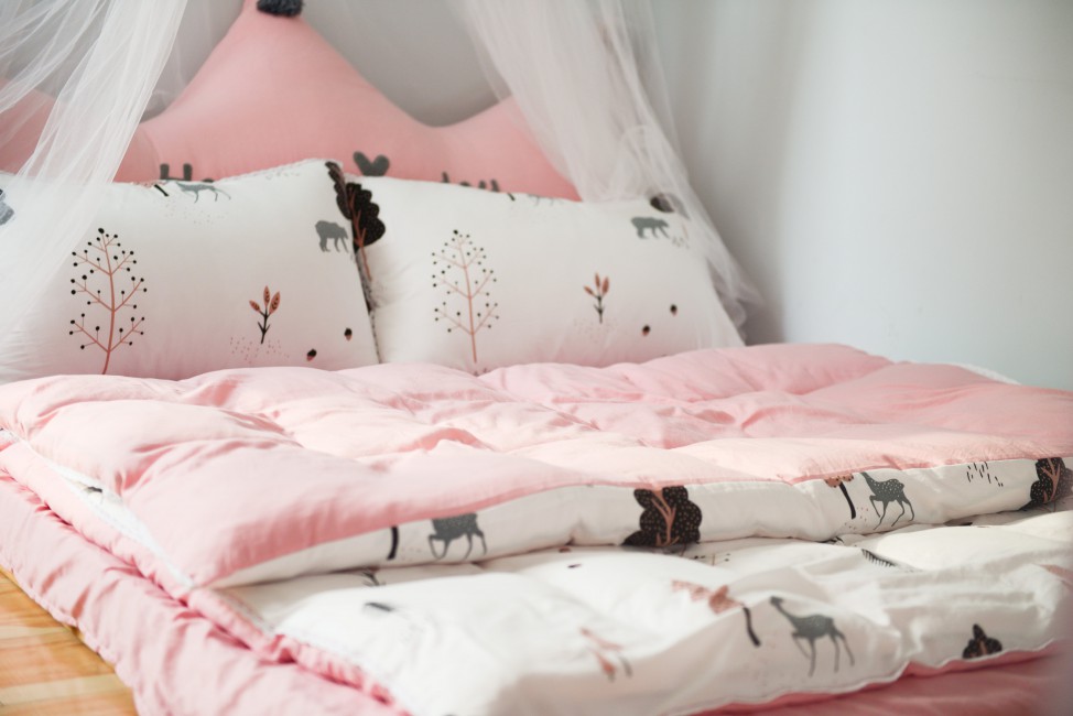 Photo Of Printed Bed Linen - Best Toddler Bed , HD Wallpaper & Backgrounds