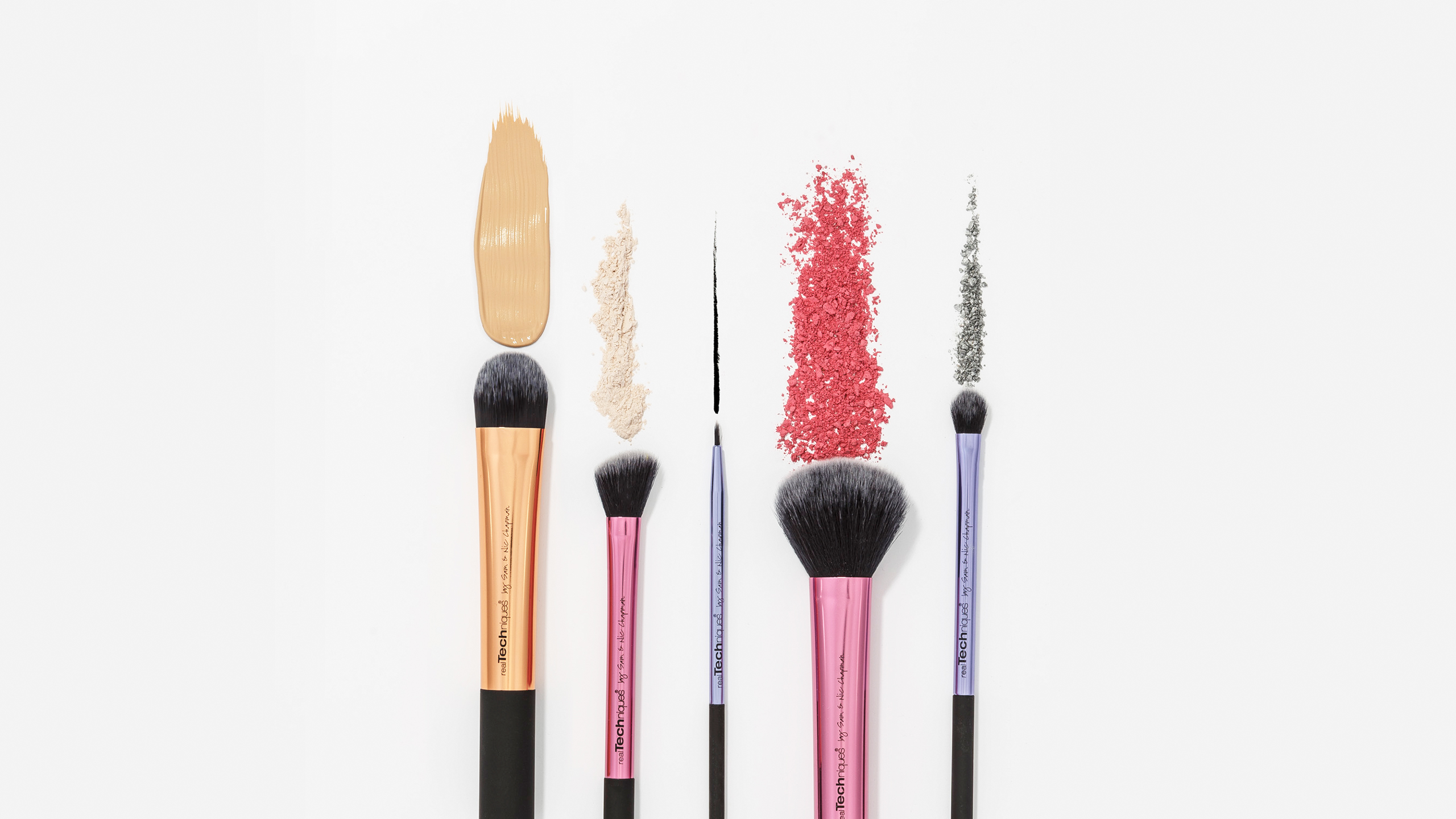 Makeup Brushes Wallpaper - 2560 X 1440 Makeup , HD Wallpaper & Backgrounds
