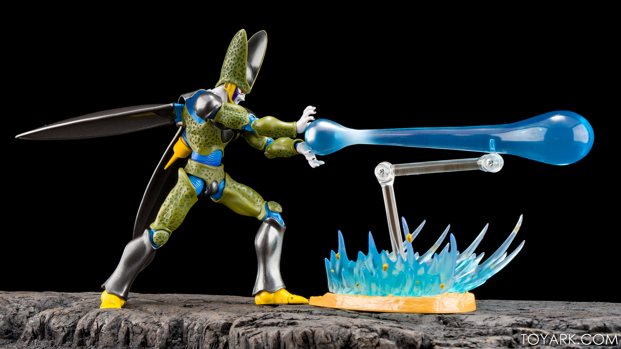 These Are Courtesy Of Bluefin Brands And Tamashii Nations, - Sdcc Perfect Cell , HD Wallpaper & Backgrounds