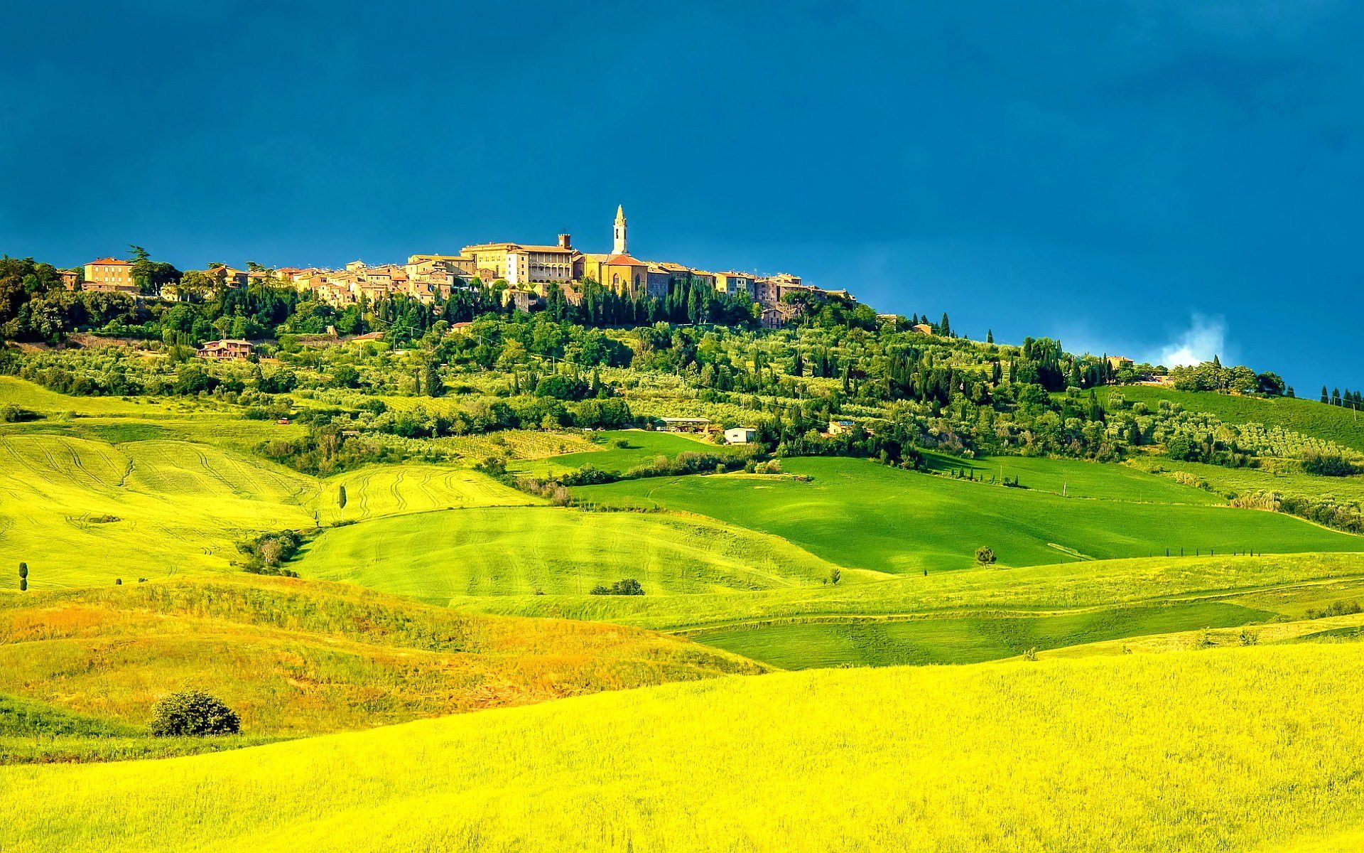 Campos De Toscana Na Itália , HD Wallpaper & Backgrounds