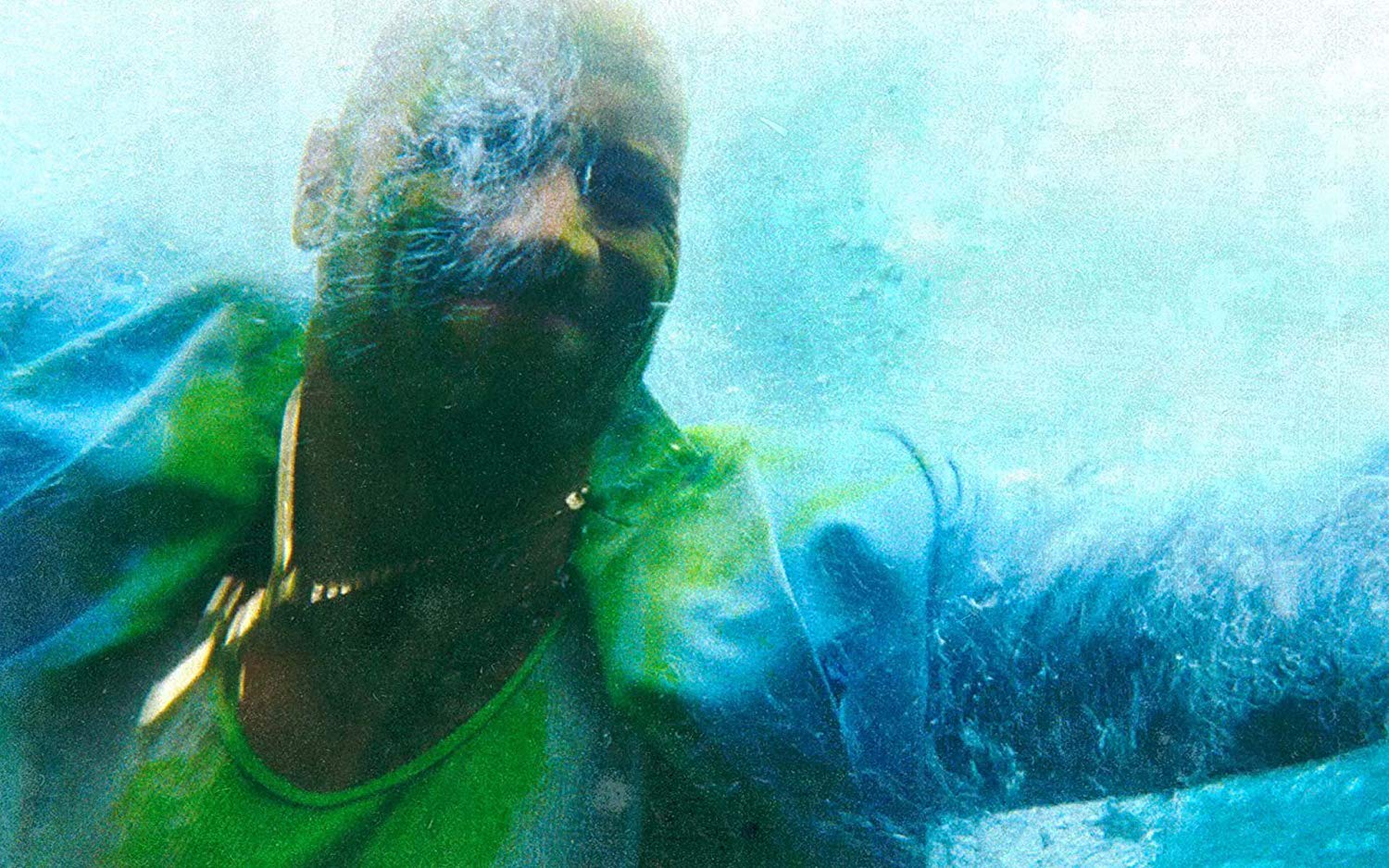 Posterhouzz Movie Pain & Gain Dwayne Johnson Paul Doyle - Underwater , HD Wallpaper & Backgrounds