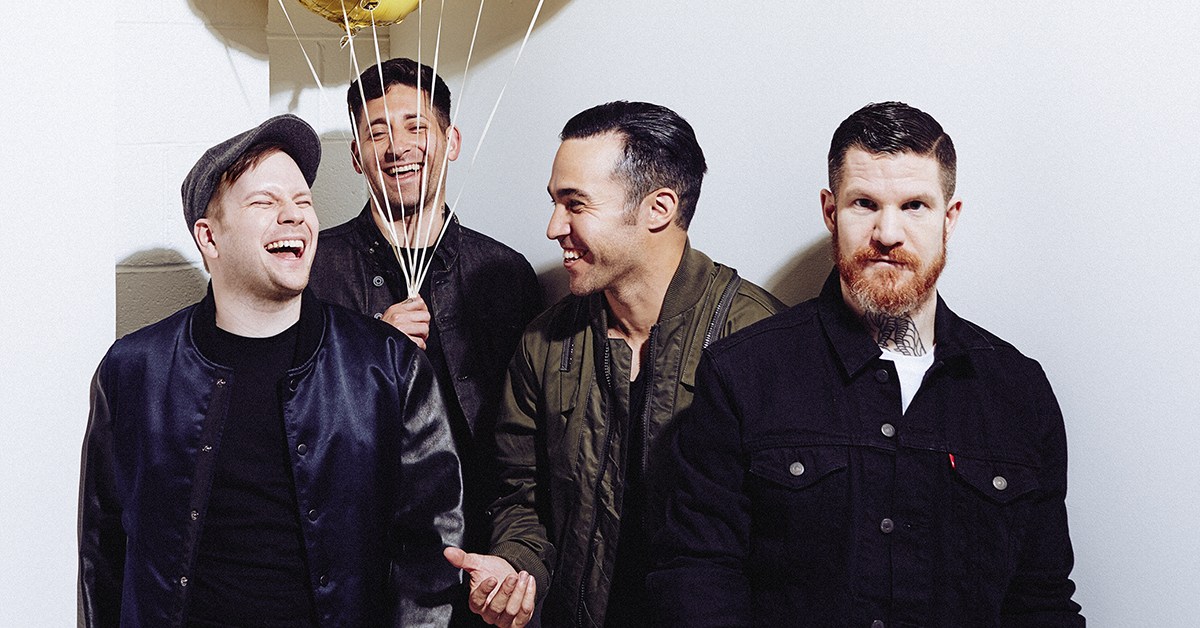 Fall Out Boy Drop New Song Young And Menace Announce - Fall Out Boy Now , HD Wallpaper & Backgrounds