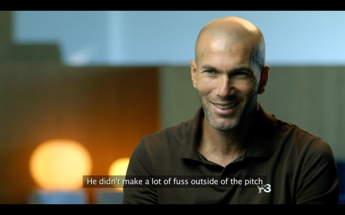 Zidane On Paul Scholes - Photo Caption , HD Wallpaper & Backgrounds