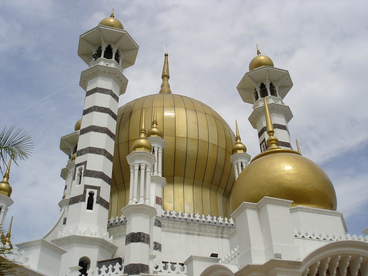 Ubudiah Mosque - - Ubudiah Mosque , HD Wallpaper & Backgrounds