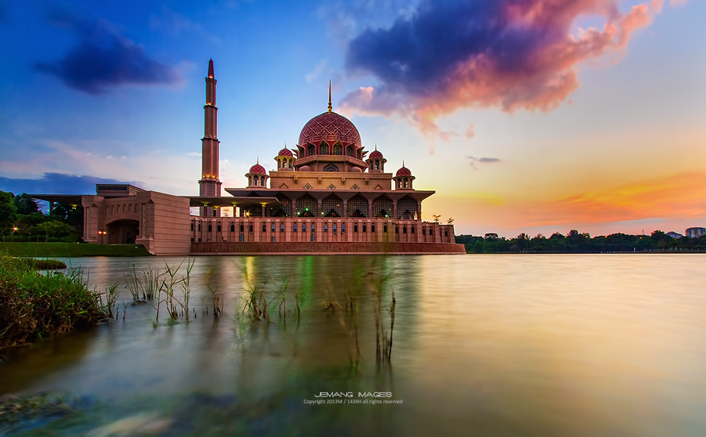 Wallpaper Masjid Bergerak - Reflection , HD Wallpaper & Backgrounds