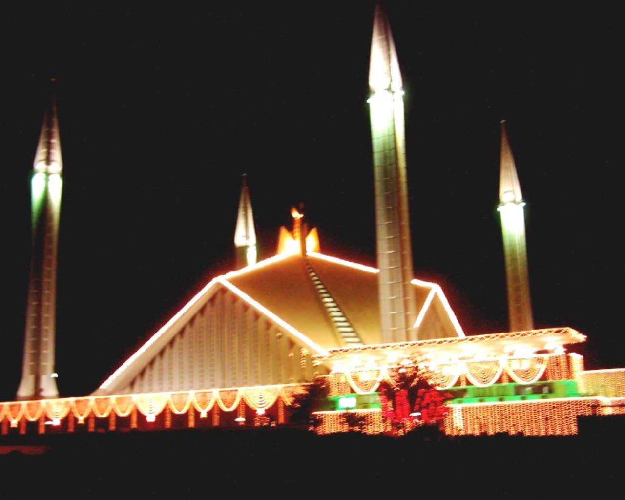 Download Wallpaper Faisal Mosque - Shah Faisal Masjid At Night , HD Wallpaper & Backgrounds