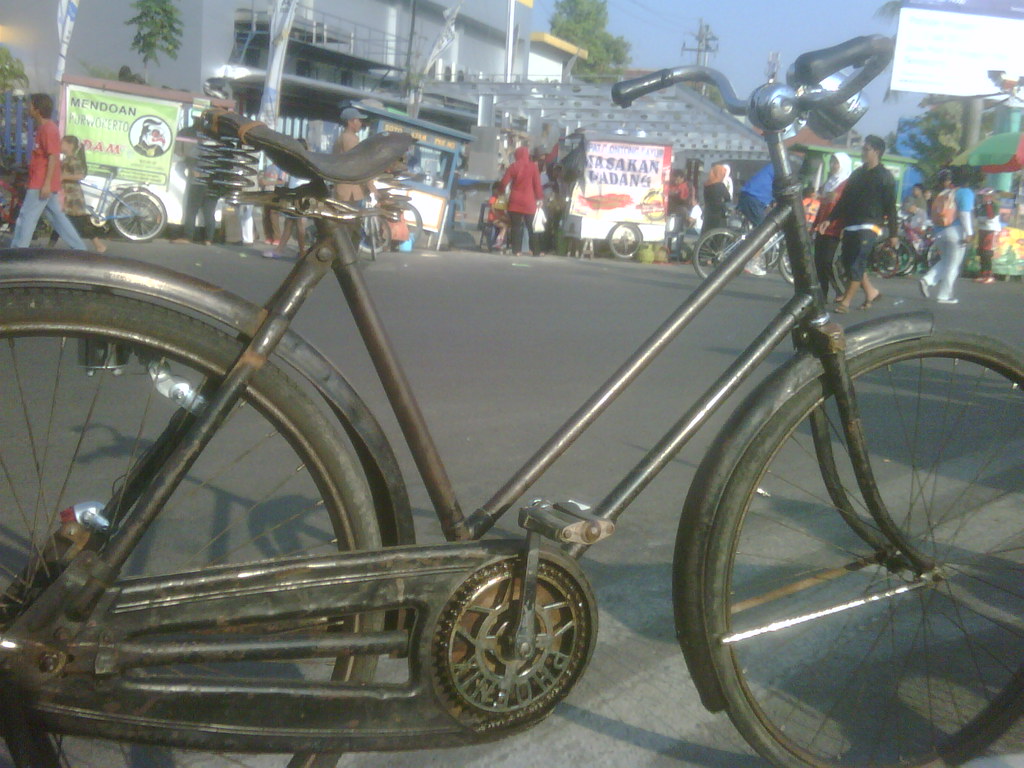 Phillips Jengki Kebo - Road Bicycle , HD Wallpaper & Backgrounds