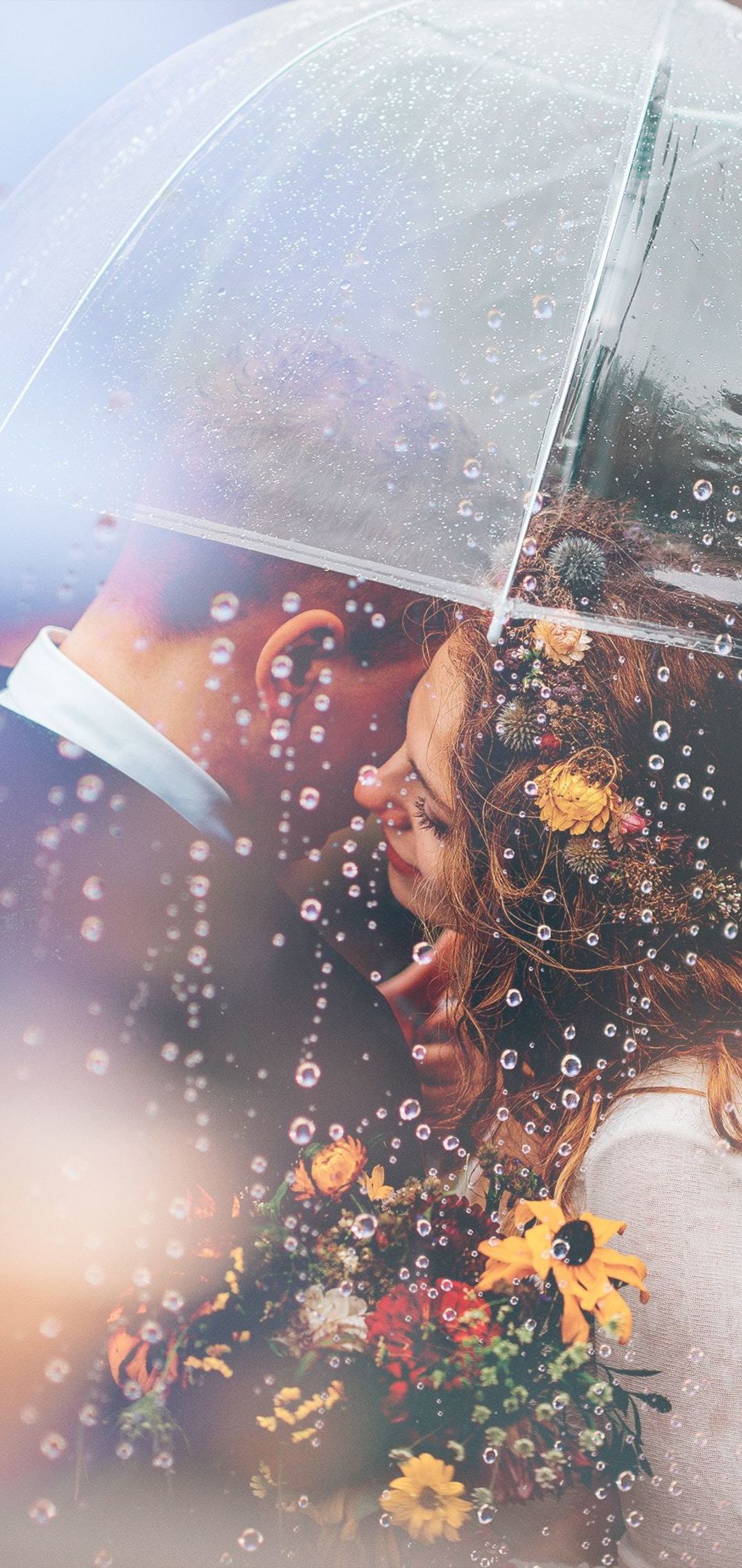 Married Couple Romantic Umbrella Raining Weeding - Hd ...