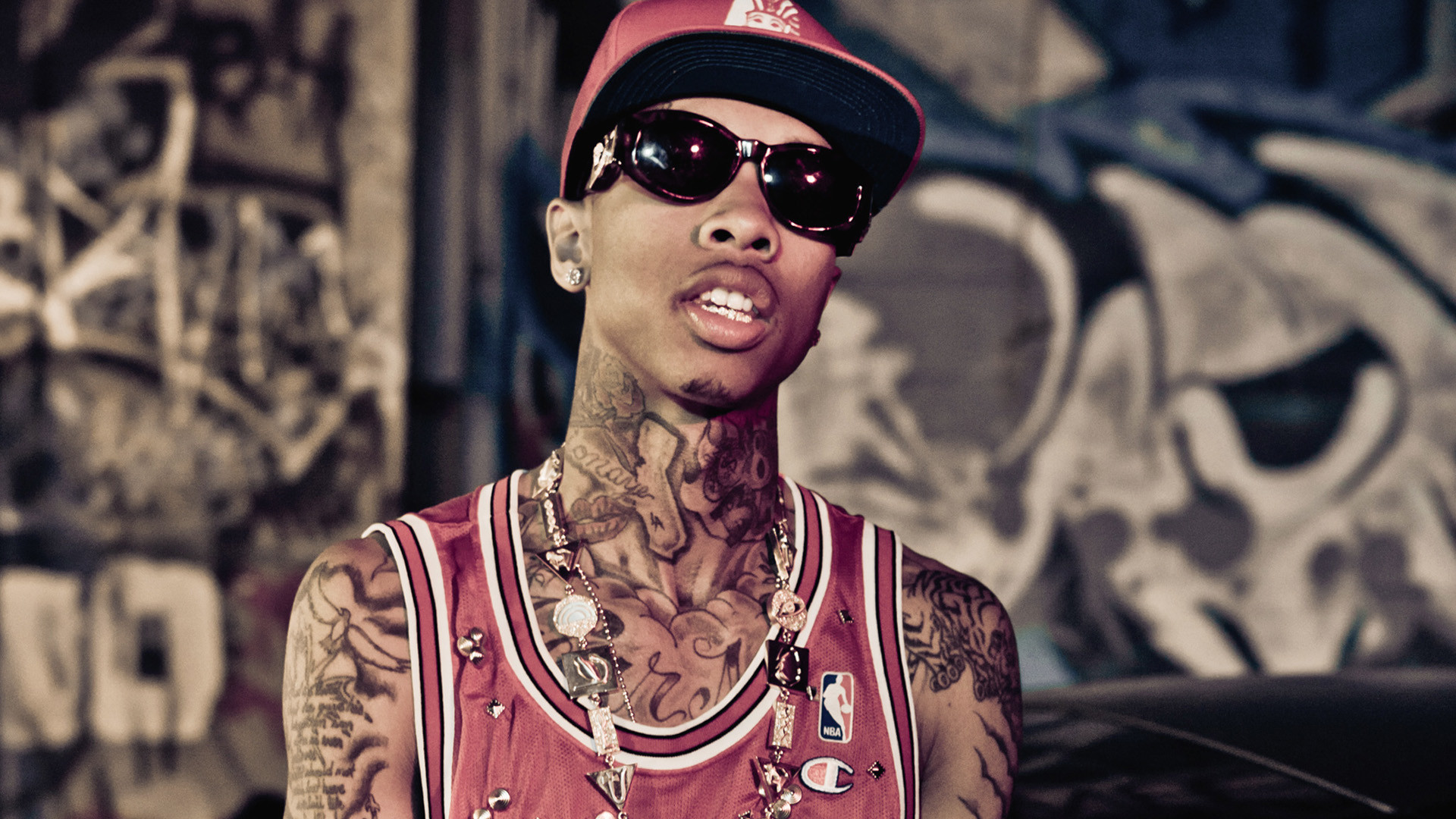 Chief Keef X Glo Gang X Lil Kemo X Sicko Mobb Bop Type - Tyga Hd , HD Wallpaper & Backgrounds