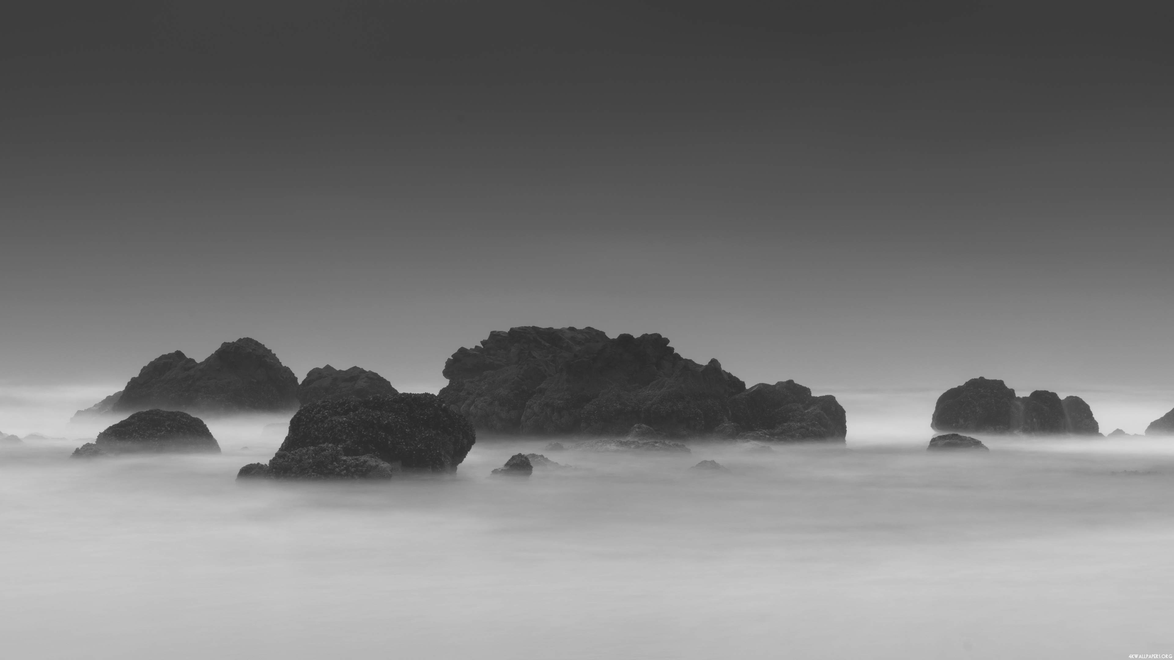 Desktop Wallpaper 4k Resolution Black And White - Grey Sea With Rocks