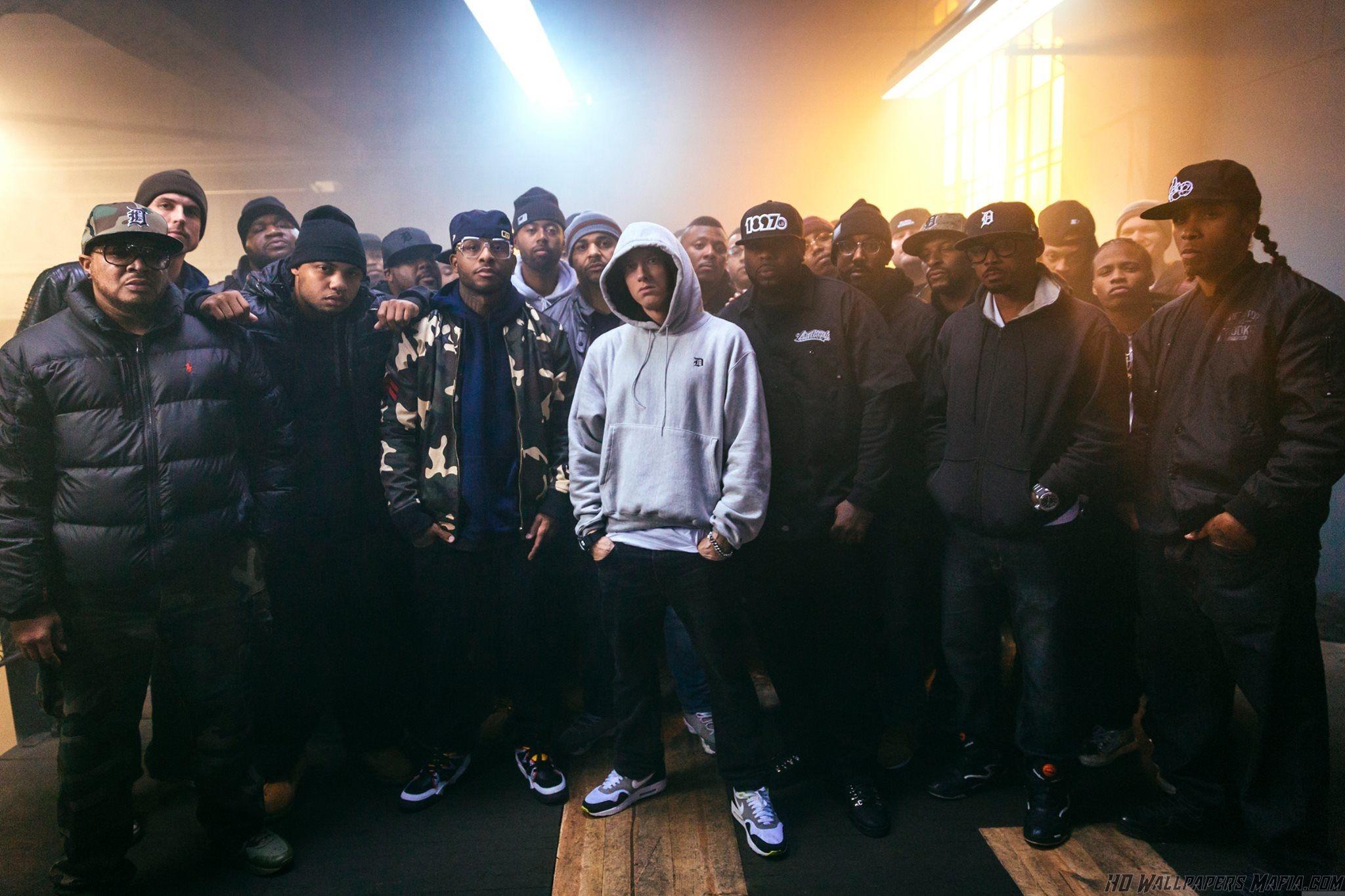 Best Rapper Wallpapers 37 Pictures - Eminem Rap God , HD Wallpaper & Backgrounds