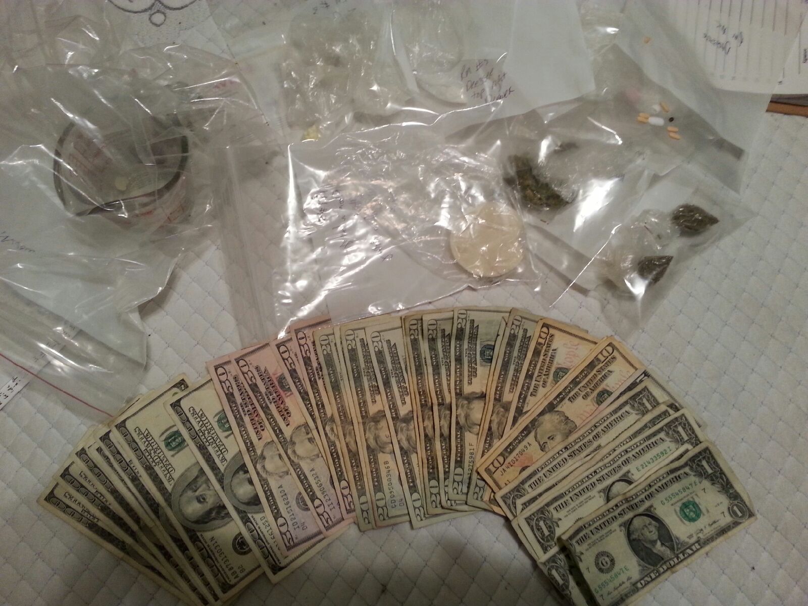 Money And Drugs Seized From 4402 Bernandino Street - Xanax Bars And Money , HD Wallpaper & Backgrounds