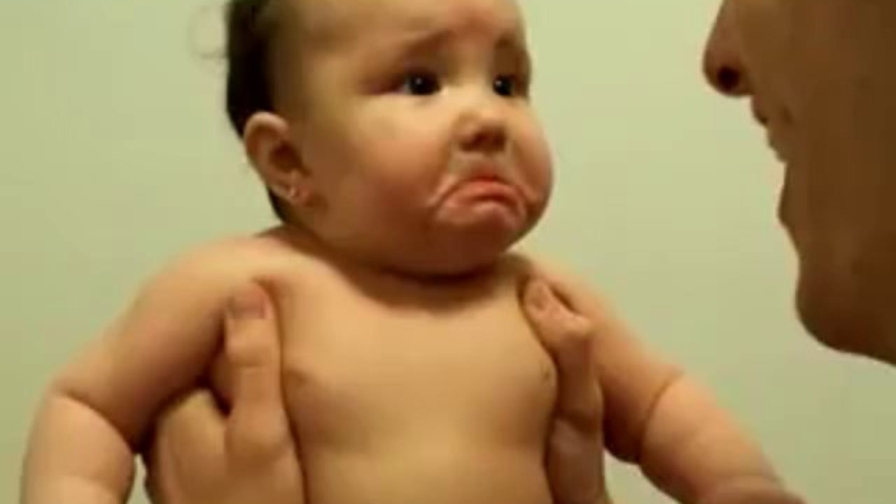 Funny Baby Images Hd Wallpapers Pretty - Comedy Video Hd Download , HD Wallpaper & Backgrounds