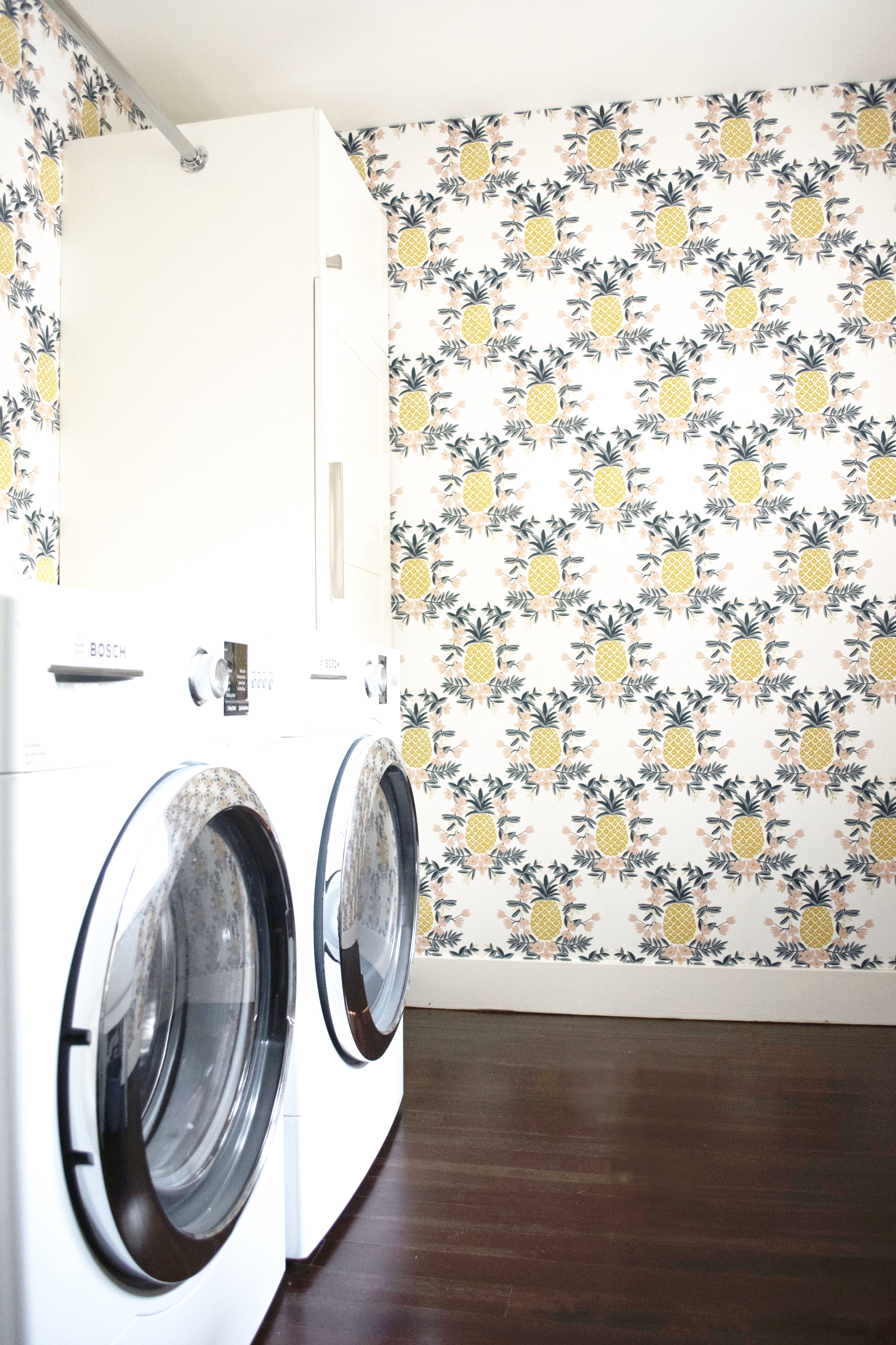 You Know I Love A Good Wallpaper, Our Festive Pineapples - Clothes Dryer , HD Wallpaper & Backgrounds