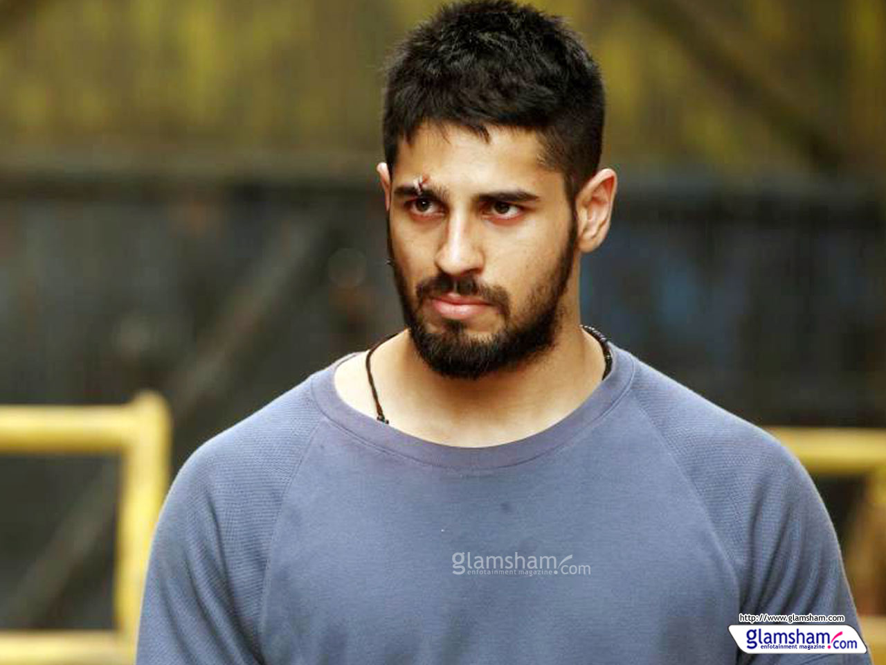 Sidharth Malhotra - Army Haircut With Beard , HD Wallpaper & Backgrounds