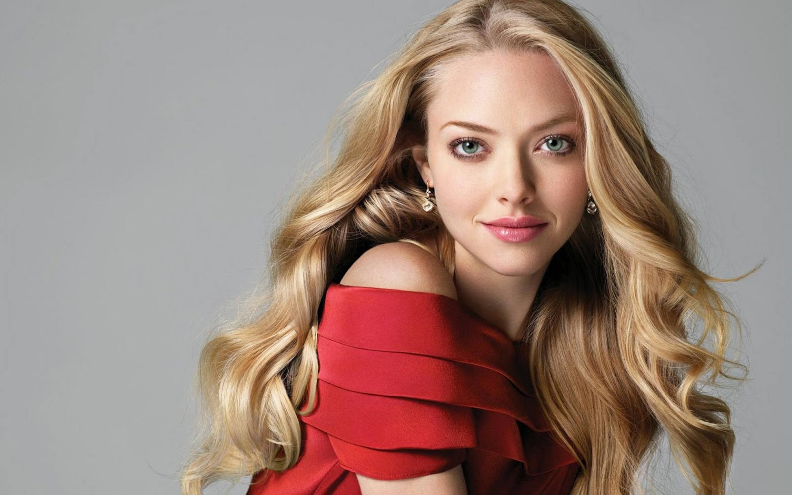 Amanda Seyfried Hd Images And Wallpapers - Amanda Seyfried , HD Wallpaper & Backgrounds