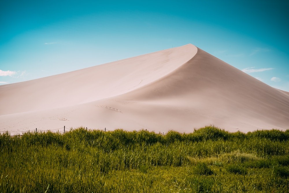 Wallpaper-find The Best Hd Desktop Wallpapers Featuring - White Sands , HD Wallpaper & Backgrounds