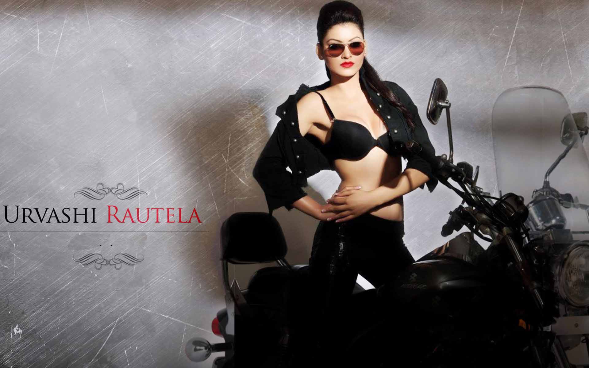 Urvashi Rautela Indian Actress Wide Screen Wallpapers - Urvashi Rautela Hd Pics Bikini , HD Wallpaper & Backgrounds