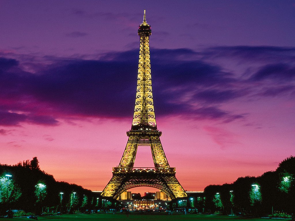A Taste Of Paris Goes Pink A Taste Of Paris Jpg Pink - Eiffel Tower , HD Wallpaper & Backgrounds