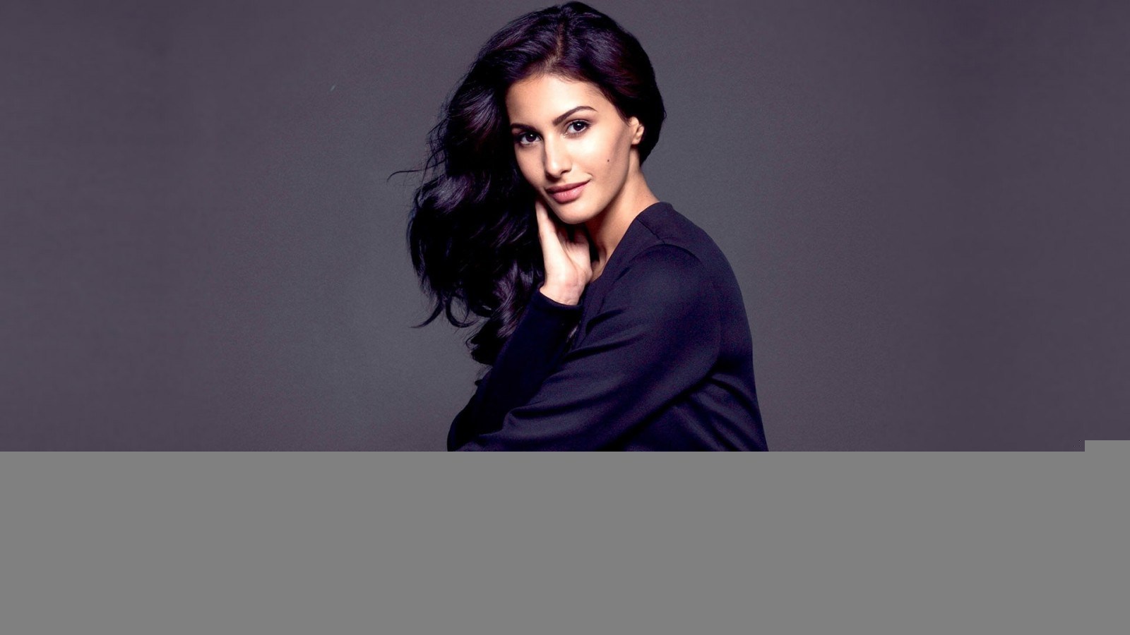 Wallpaper Amyra Dastur Bollywood Actress Hd Celebrities - Priyanka Chopra , HD Wallpaper & Backgrounds