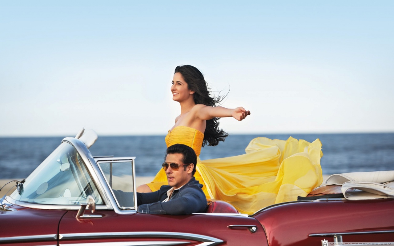 Wide 16 - - Katrina Kaif And Salman Khan Car , HD Wallpaper & Backgrounds