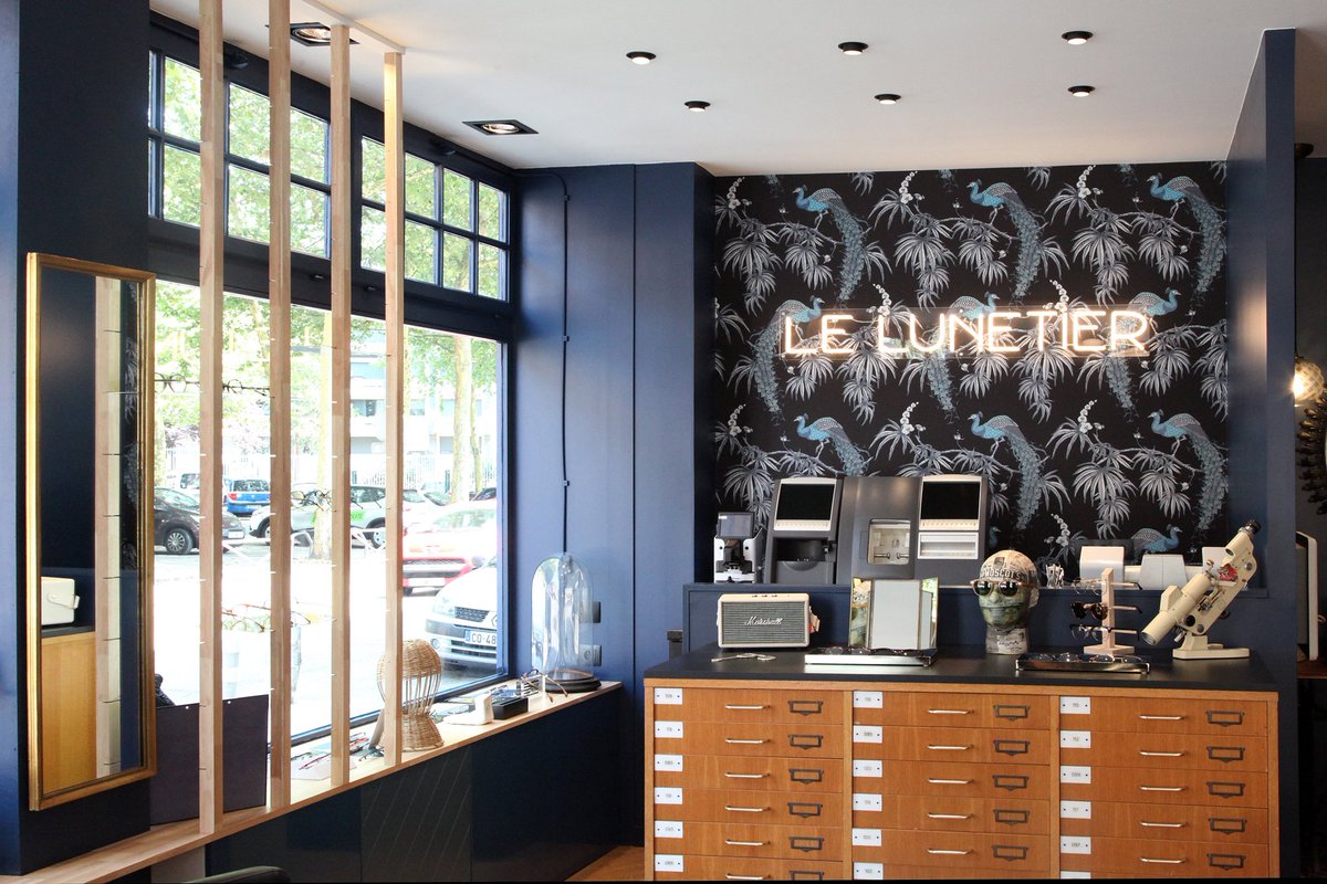 Optic Shop In The West Of France In Rouen Use Carmen - Interior Design , HD Wallpaper & Backgrounds