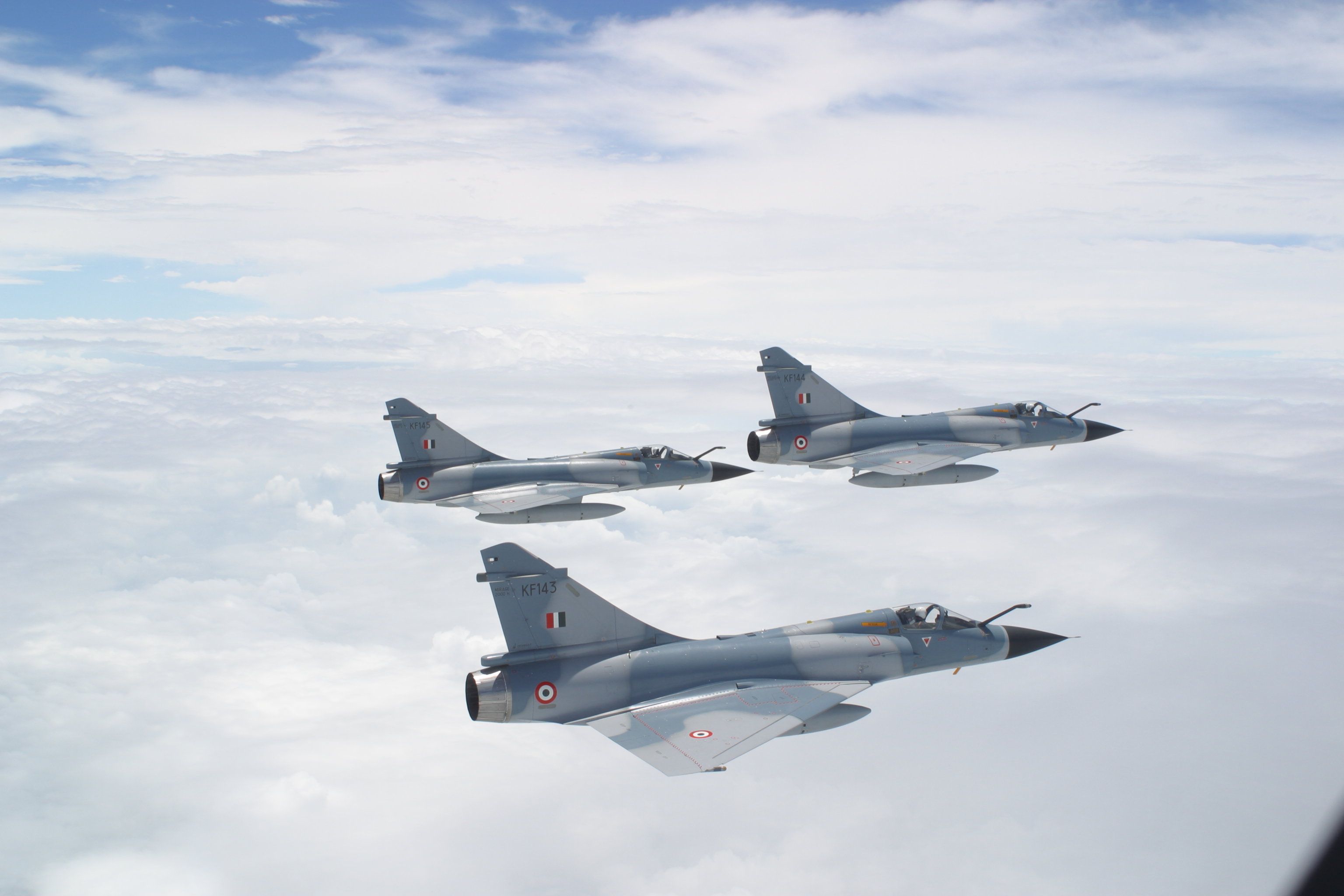 Mirage 2000 Formation - Mirage 2000 , HD Wallpaper & Backgrounds