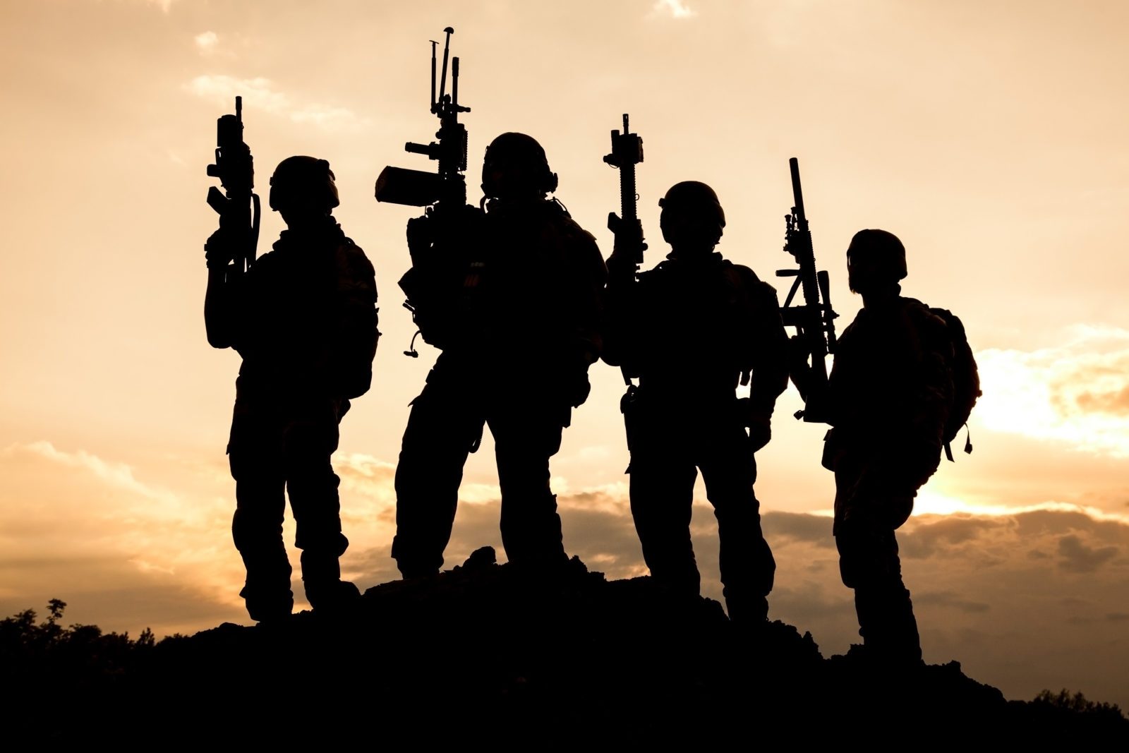 Us Army Soldier Silhouette , HD Wallpaper & Backgrounds