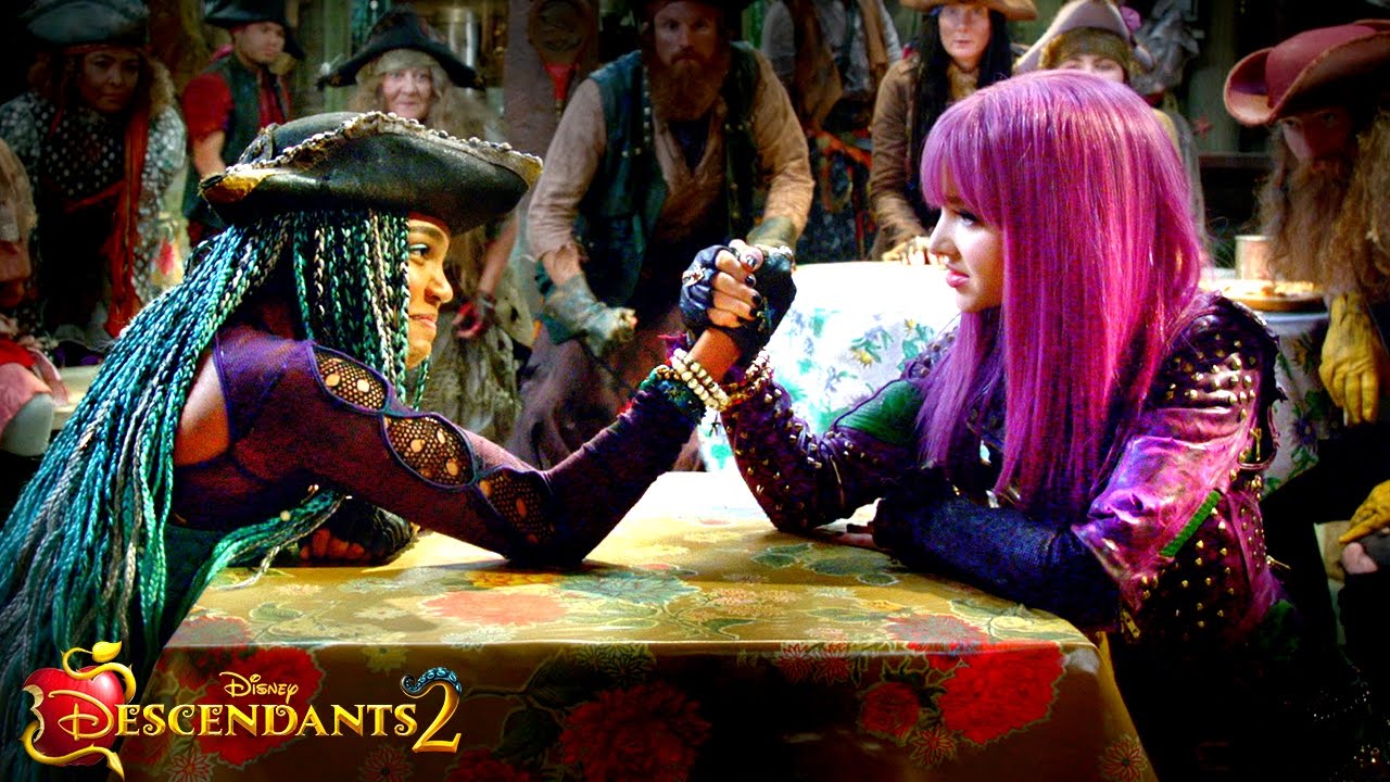 Descendants 2 Images Descendants 2 Hd Wallpaper And - Descendants 2 Uma Vs Mal , HD Wallpaper & Backgrounds