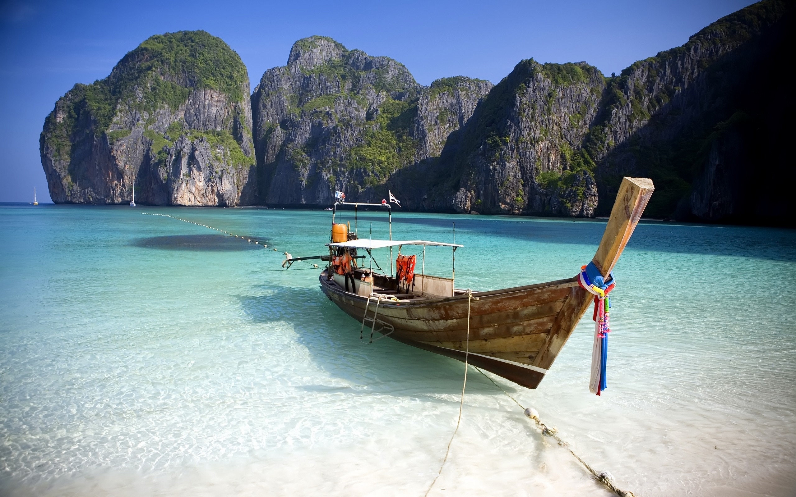 Phi Phi Island Beach Wallpaper - Phi Phi Islands , HD Wallpaper & Backgrounds