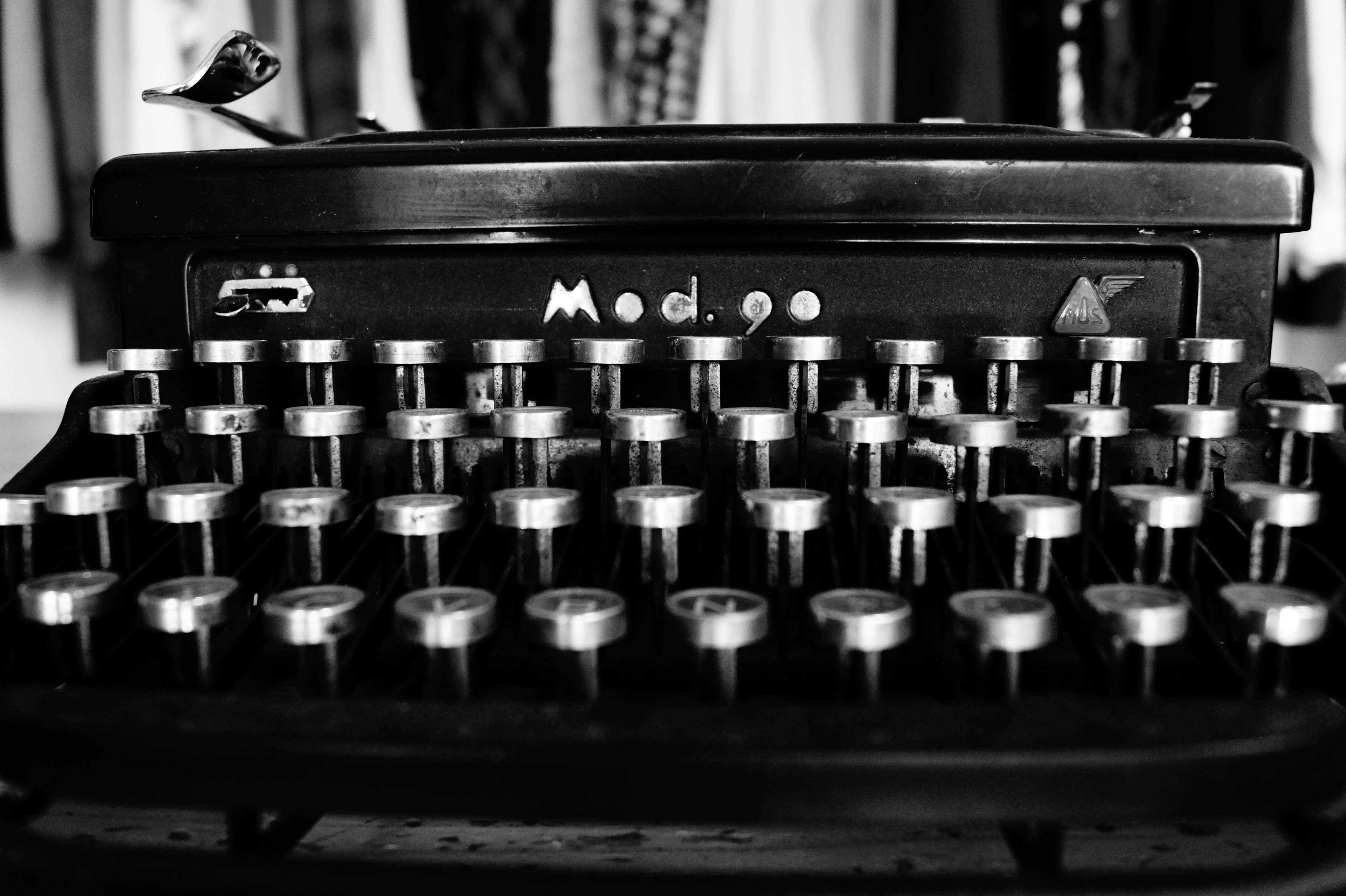 Indoors, Industry, Journalism, Keys, Letters, Mechanics, - Typewriter Black And White , HD Wallpaper & Backgrounds