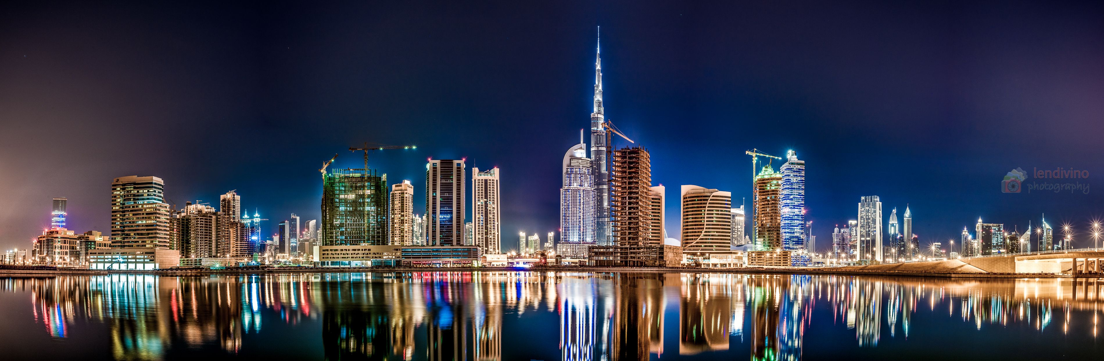 Dubai At Night Wallpapers Concept Hd / Wallpaper City - Business Bay Dubai Night , HD Wallpaper & Backgrounds