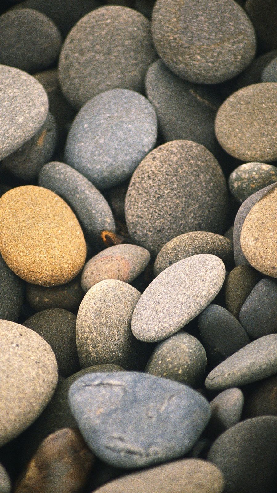 Minimalistic Nature Pebbles Iphone Wallpaper - Iphone Wallpaper Stone , HD Wallpaper & Backgrounds