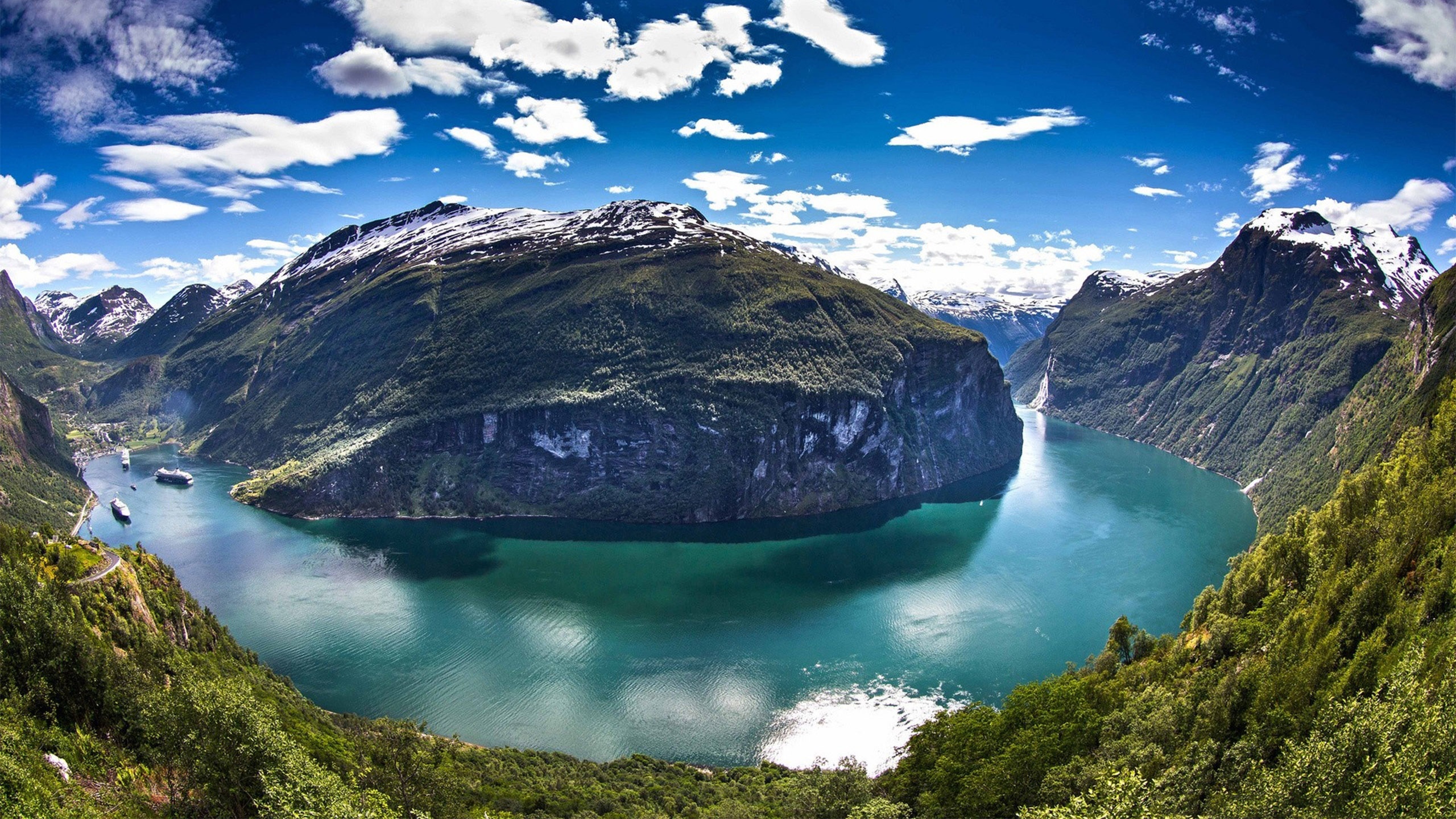 Scenic Norway Desktop Wallpaper - Geiranger , HD Wallpaper & Backgrounds