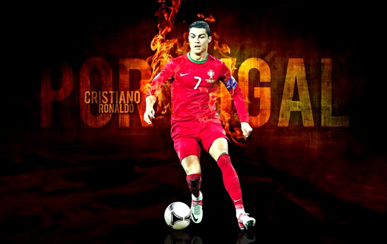 Ronaldo Portugal Wallpaper World Cup - Kick Up A Soccer Ball , HD Wallpaper & Backgrounds