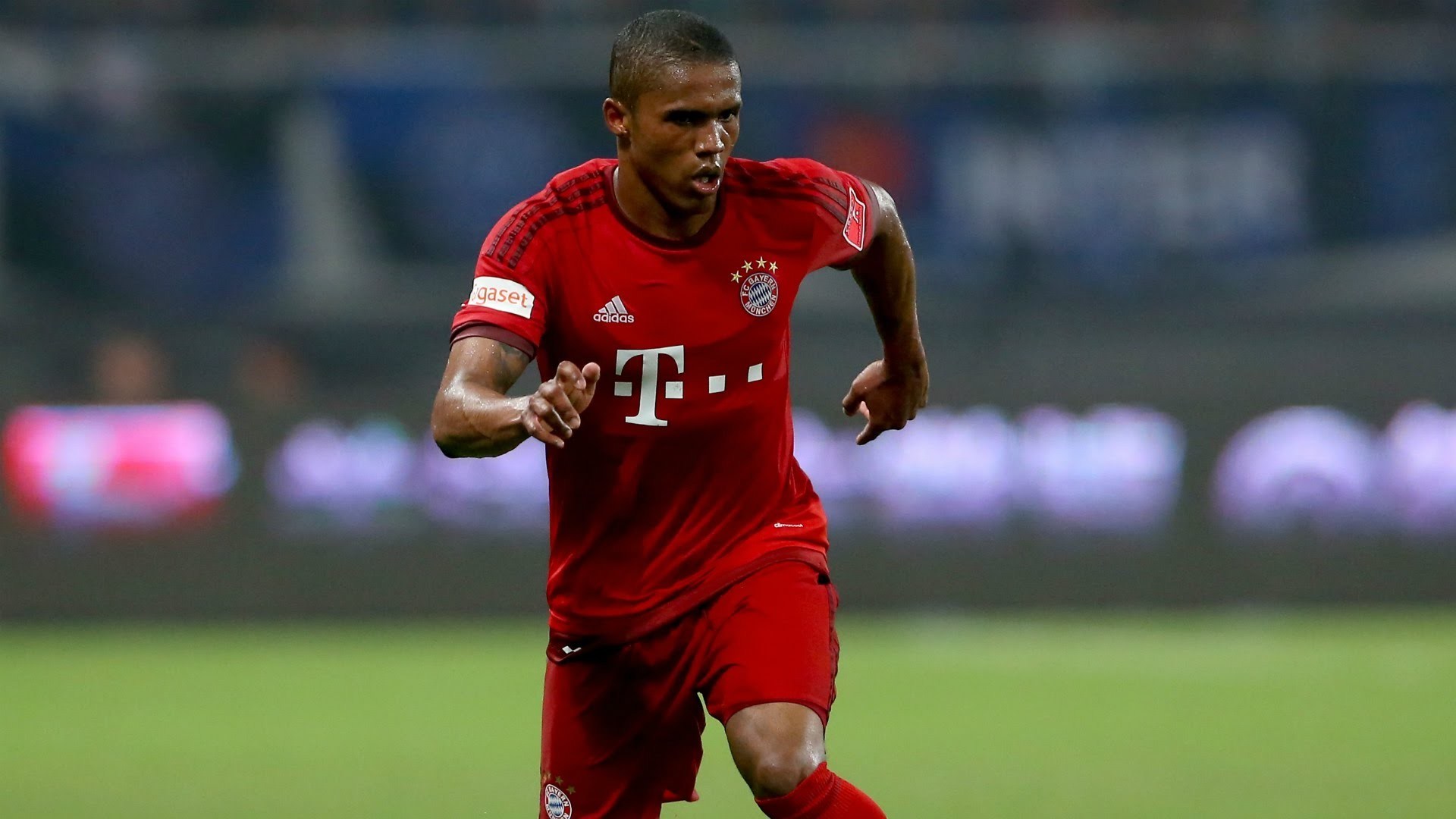 Douglas Costa Wallpaper By Szwejzi Douglas Costa Wallpaper - Douglas Costa Pics Download , HD Wallpaper & Backgrounds