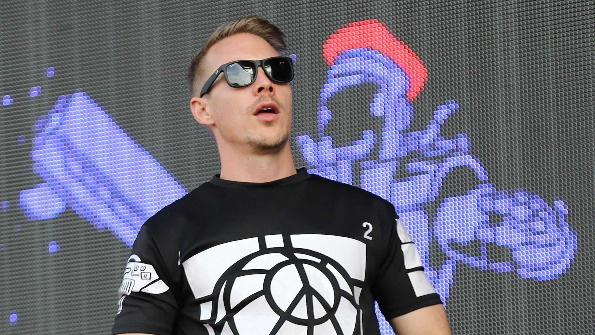 Diplo Wallpapers Hd - Performance , HD Wallpaper & Backgrounds