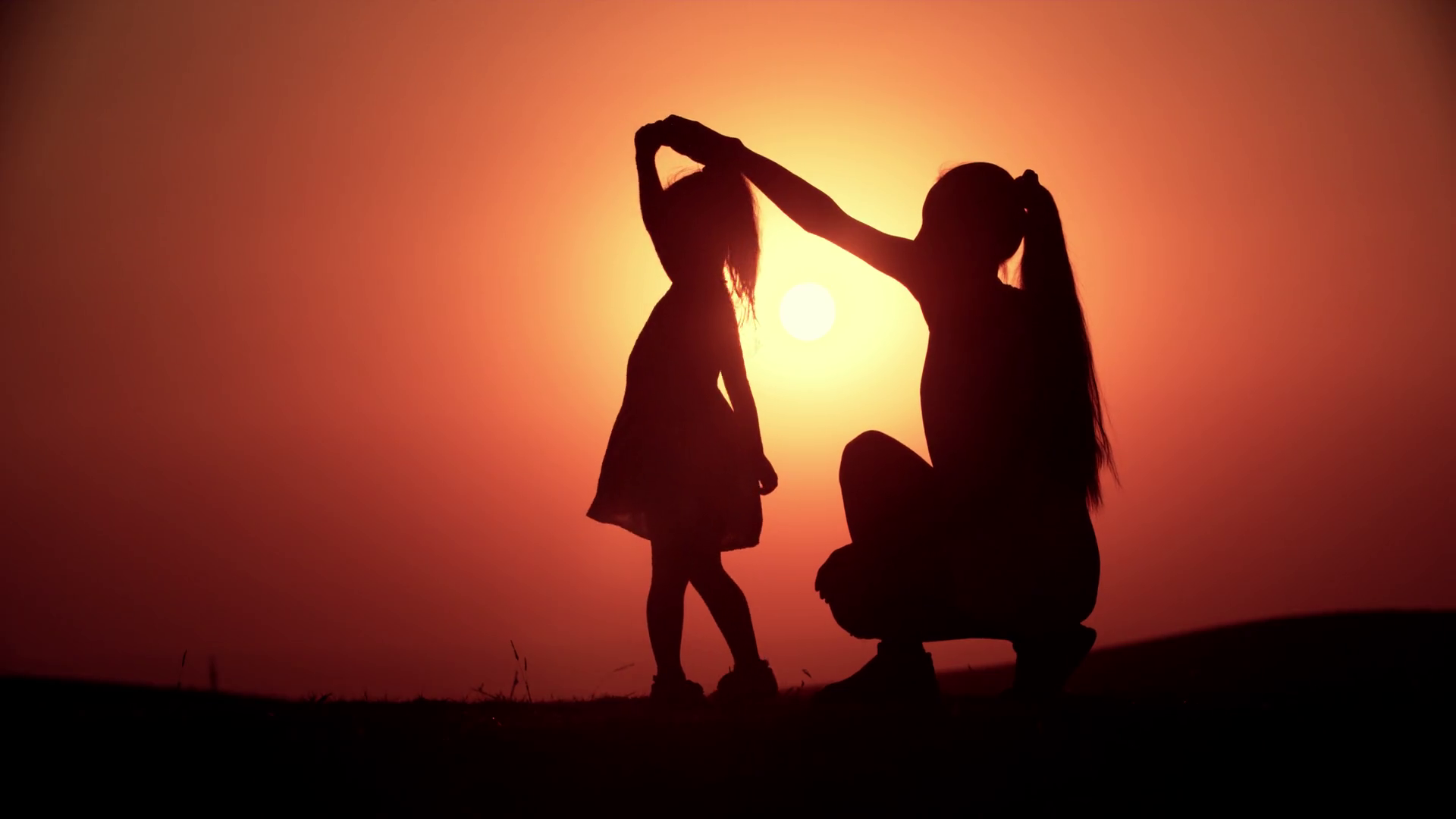 I Get It From My Momma - Mother And Daughter Silhouette , HD Wallpaper & Backgrounds