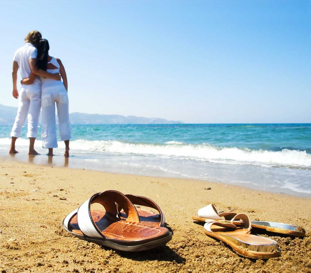 Love Couple Wallpaper - Holiday Packages In Goa , HD Wallpaper & Backgrounds