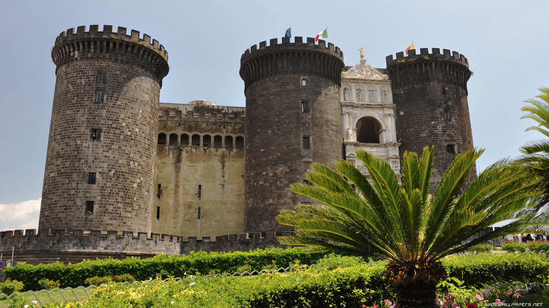 Wide Wallpapers - Castel Nuovo , HD Wallpaper & Backgrounds
