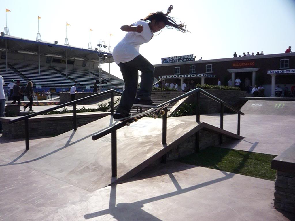 Kickflip , HD Wallpaper & Backgrounds