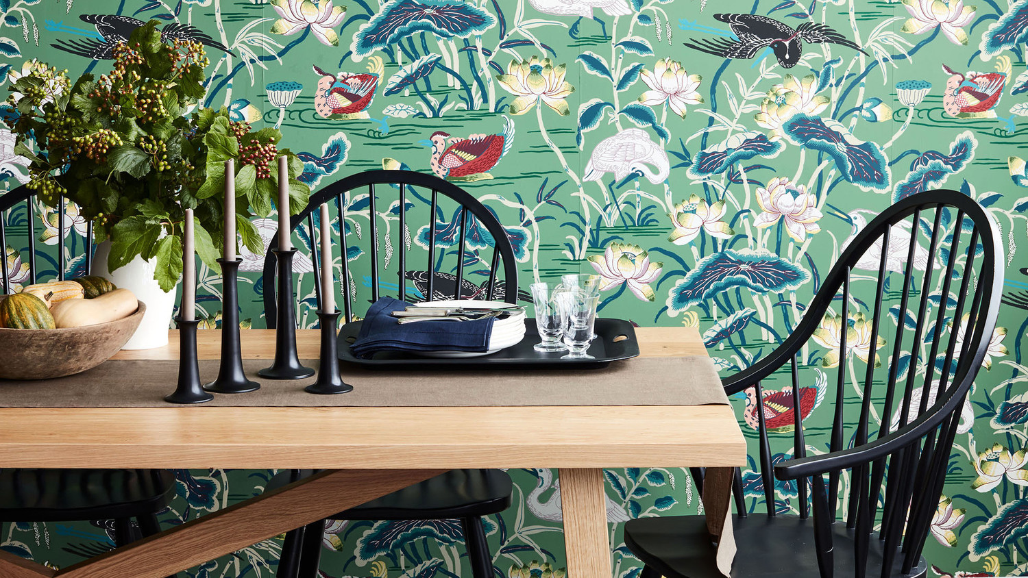 3 Dining Room Looks We Love - Schumacher Lotus Garden Jade , HD Wallpaper & Backgrounds