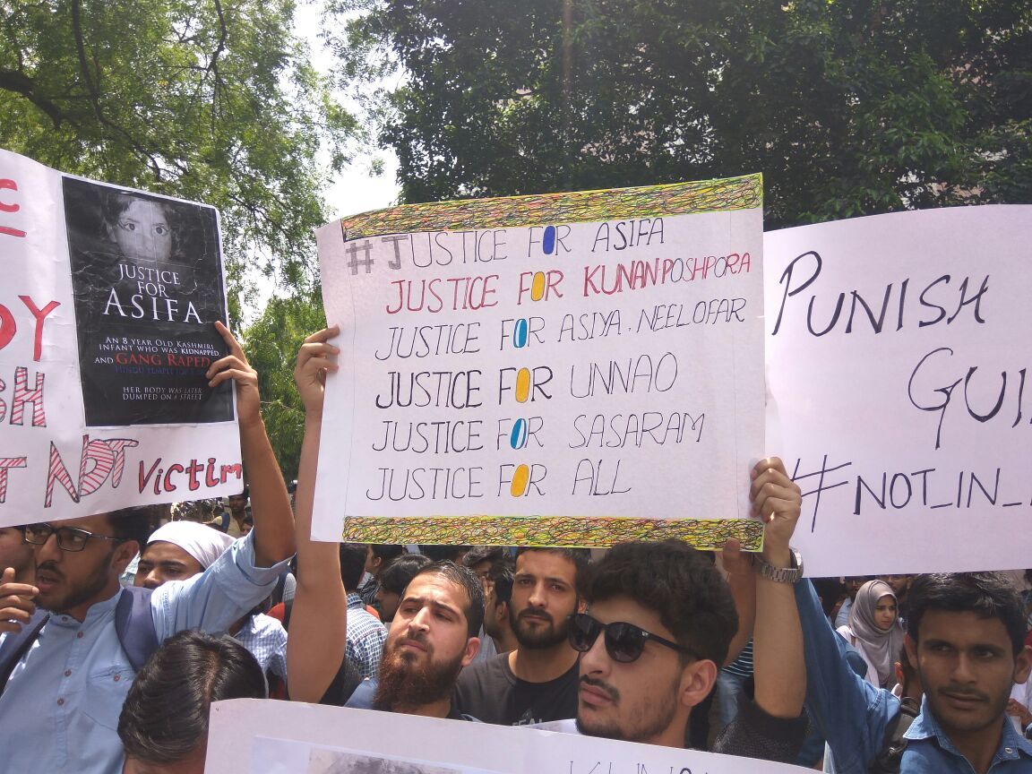 Protests In Support Of Asifa Rock Jamia Hamdard University, - Protest , HD Wallpaper & Backgrounds