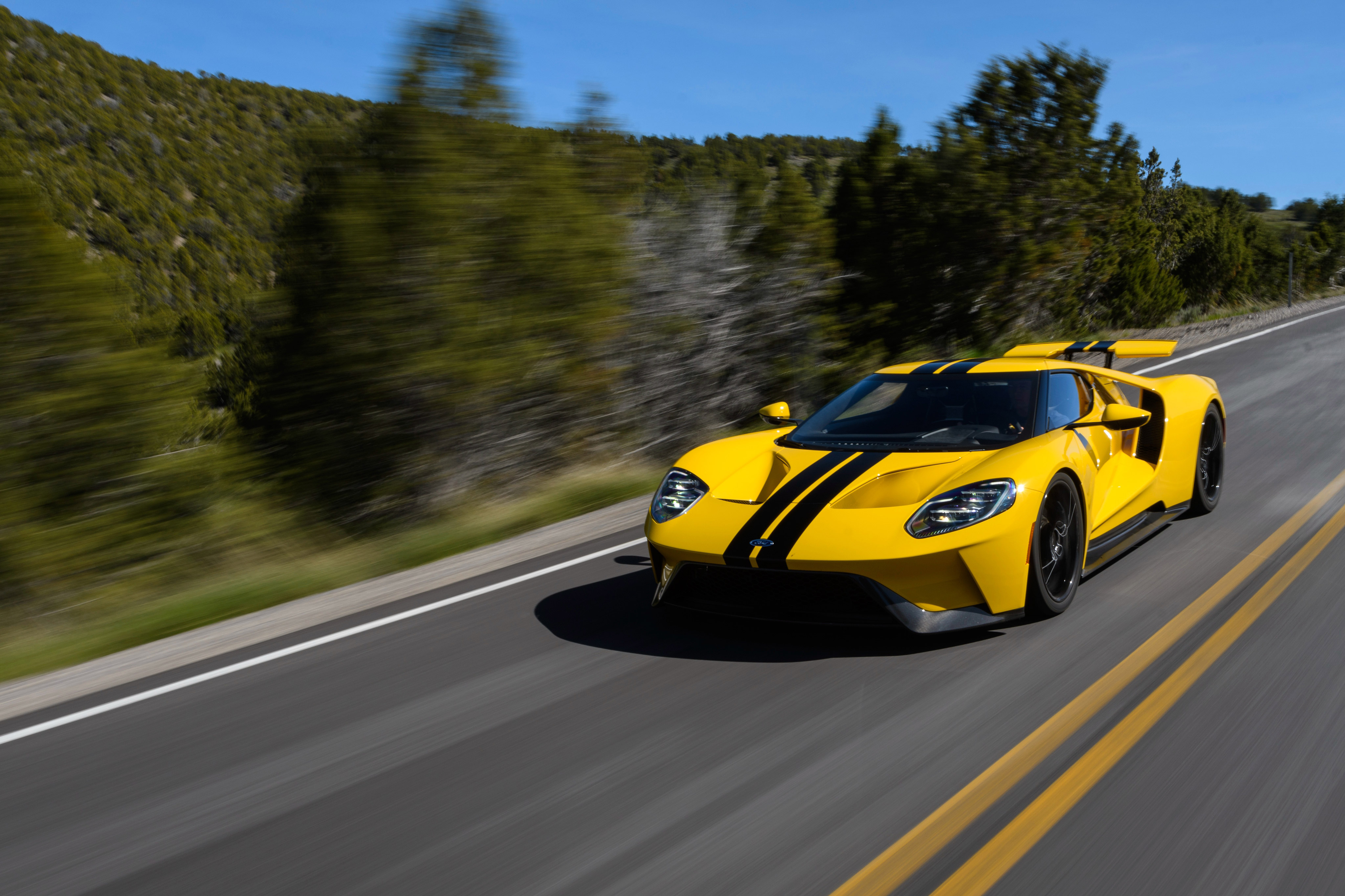 Ford Gt 2017 - 17 Ford Gt Yellow , HD Wallpaper & Backgrounds