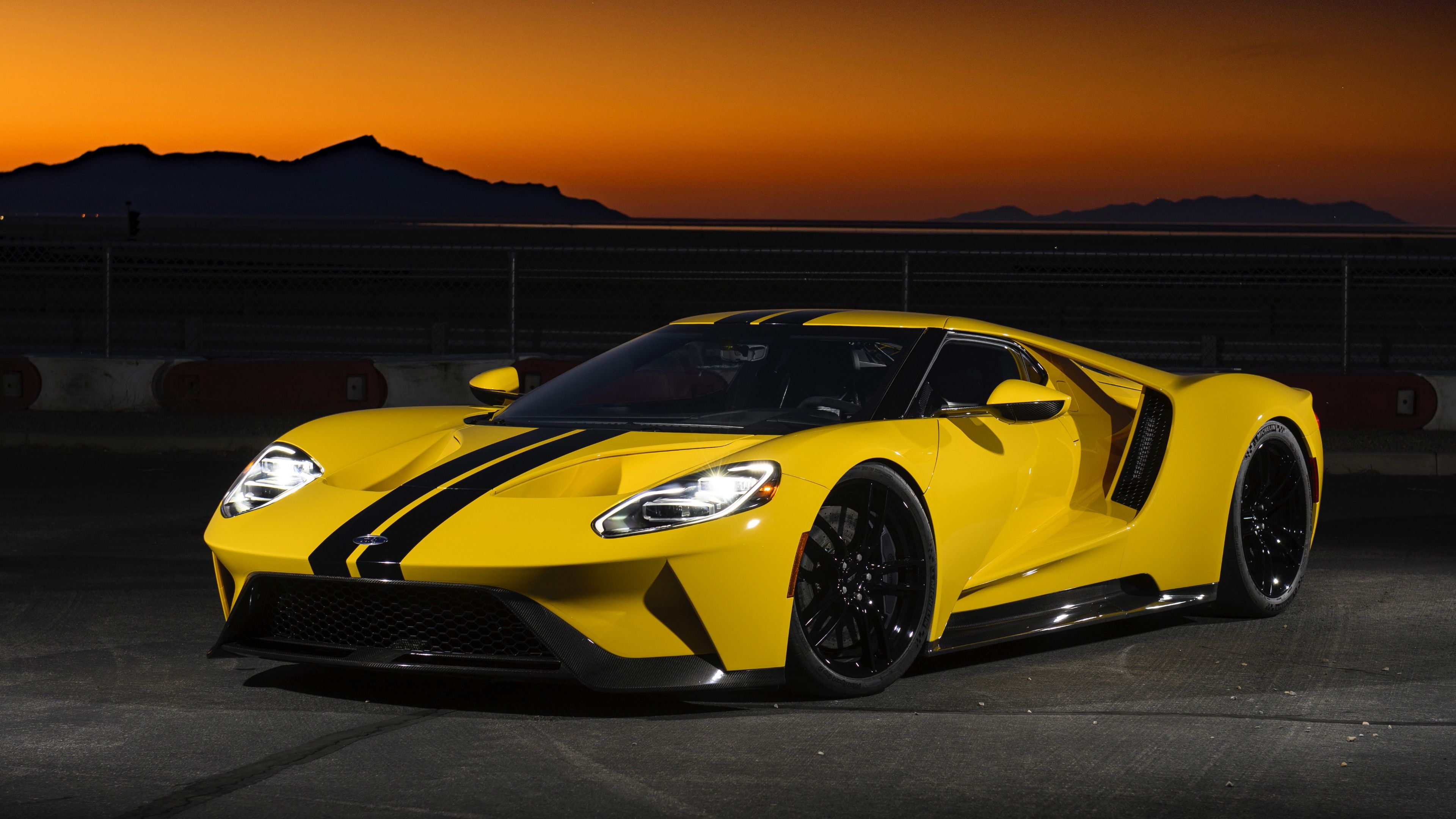 Ford Gt 2018 Yellow , HD Wallpaper & Backgrounds