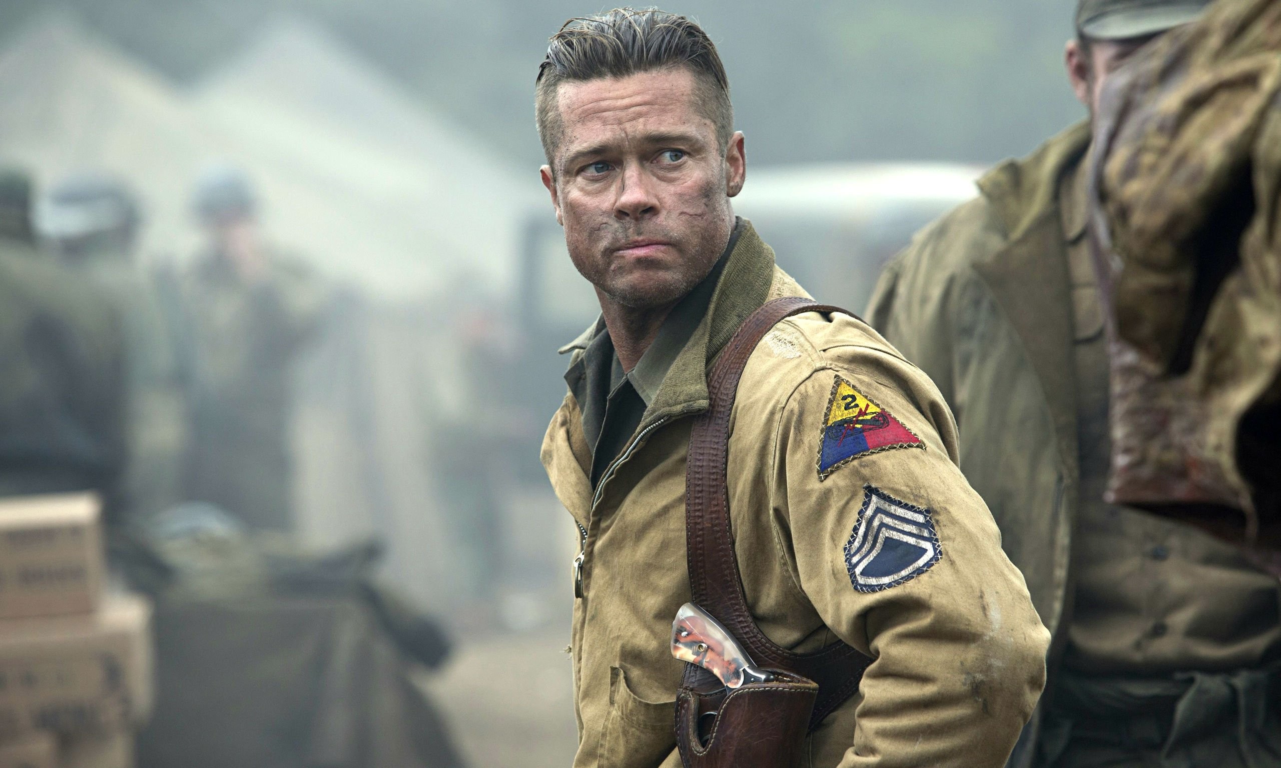 Adam Levine - Brad Pitt War Film Fury , HD Wallpaper & Backgrounds