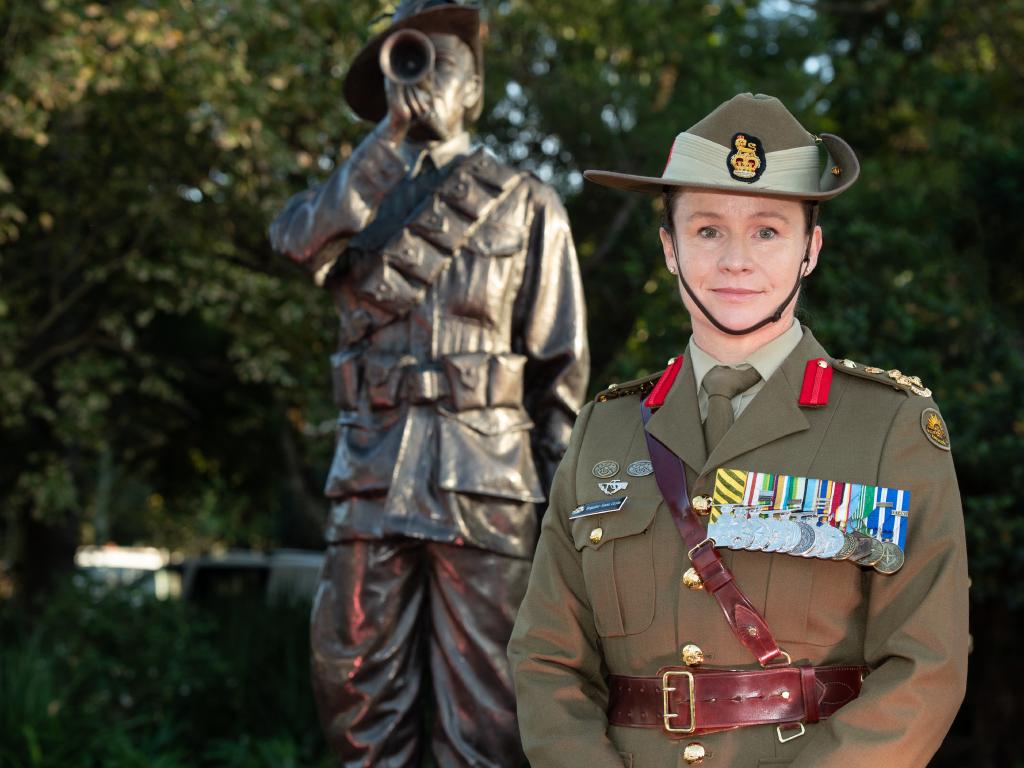 Brigadier Susan Coyle, Commander Of The Sixth Brigade, - Military Uniform , HD Wallpaper & Backgrounds