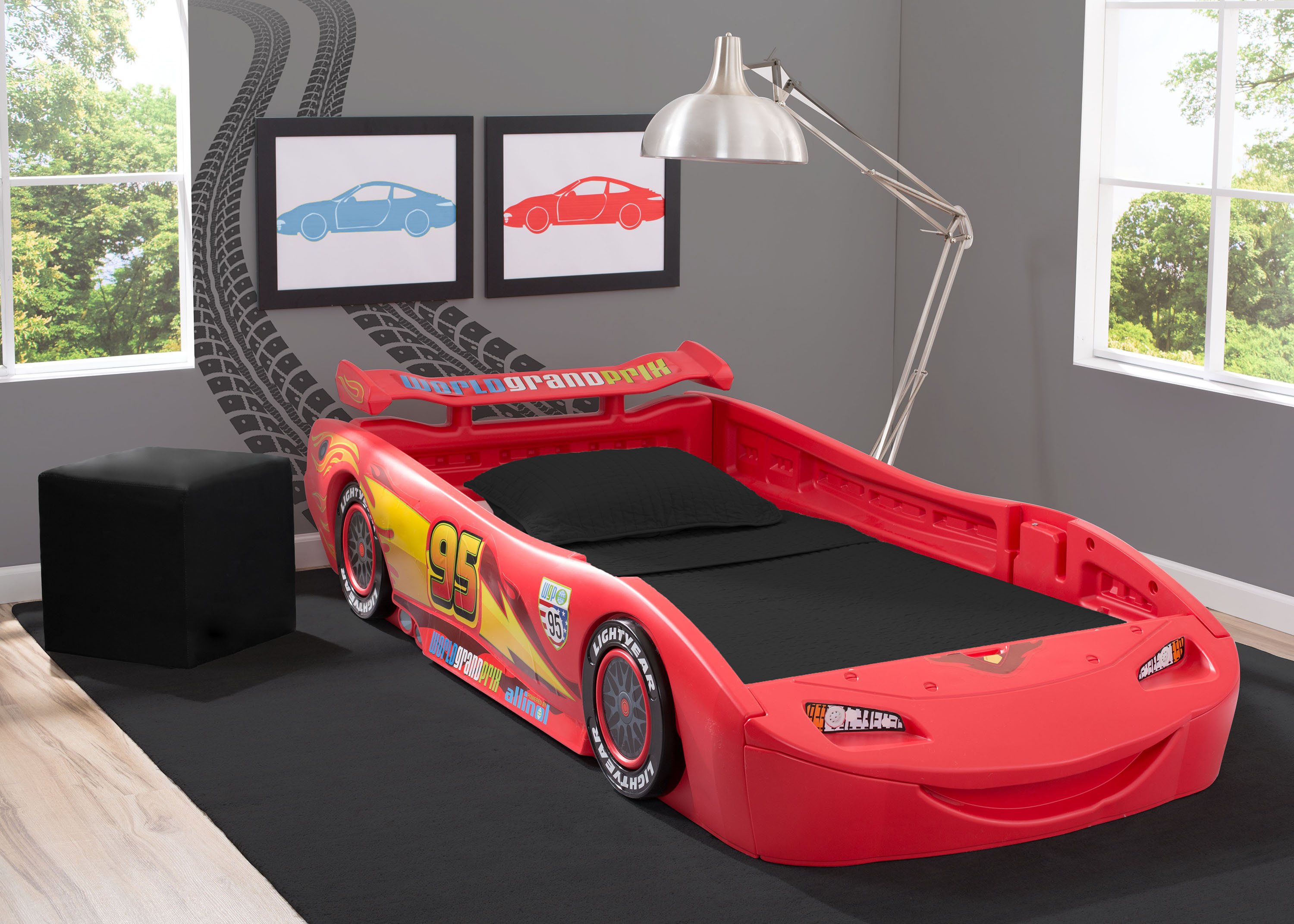 Awesome Lightning Mcqueen Bedroom Disney Car Mc Queen - Cars Bed , HD Wallpaper & Backgrounds